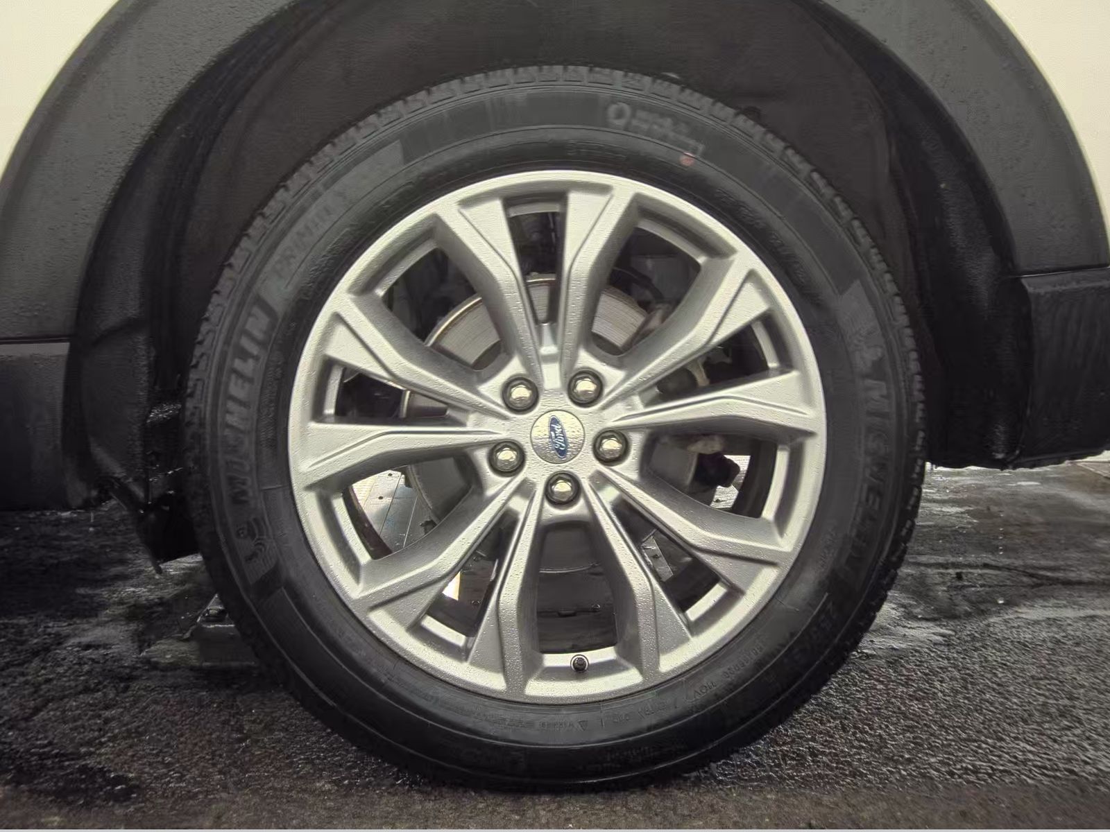 2023 Ford Explorer Limited AWD