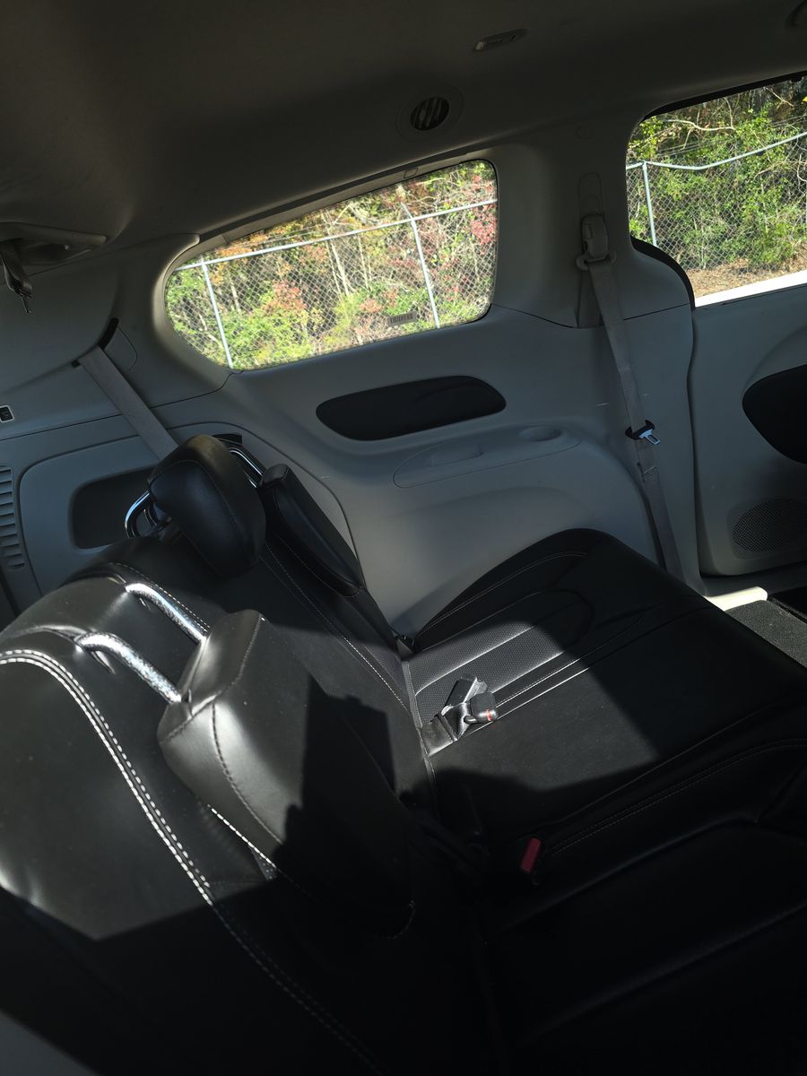 2023 Chrysler Pacifica Touring L FWD