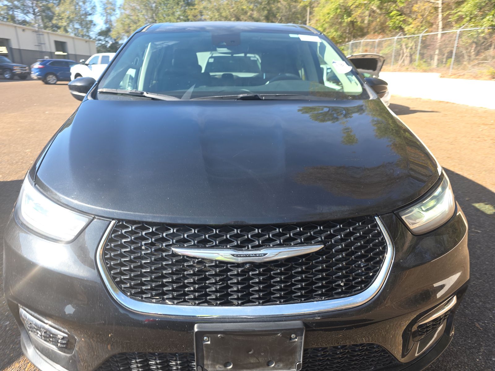 2023 Chrysler Pacifica Touring L FWD