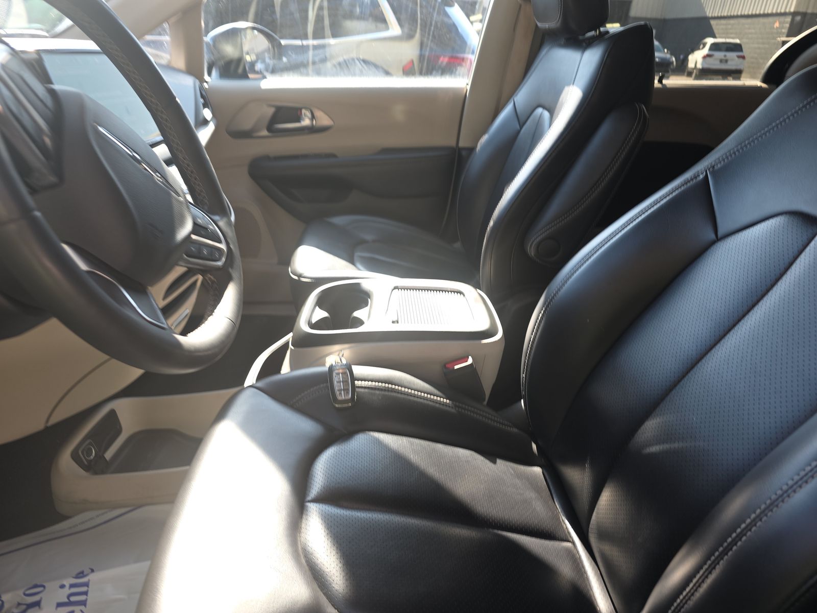 2023 Chrysler Pacifica Touring L FWD