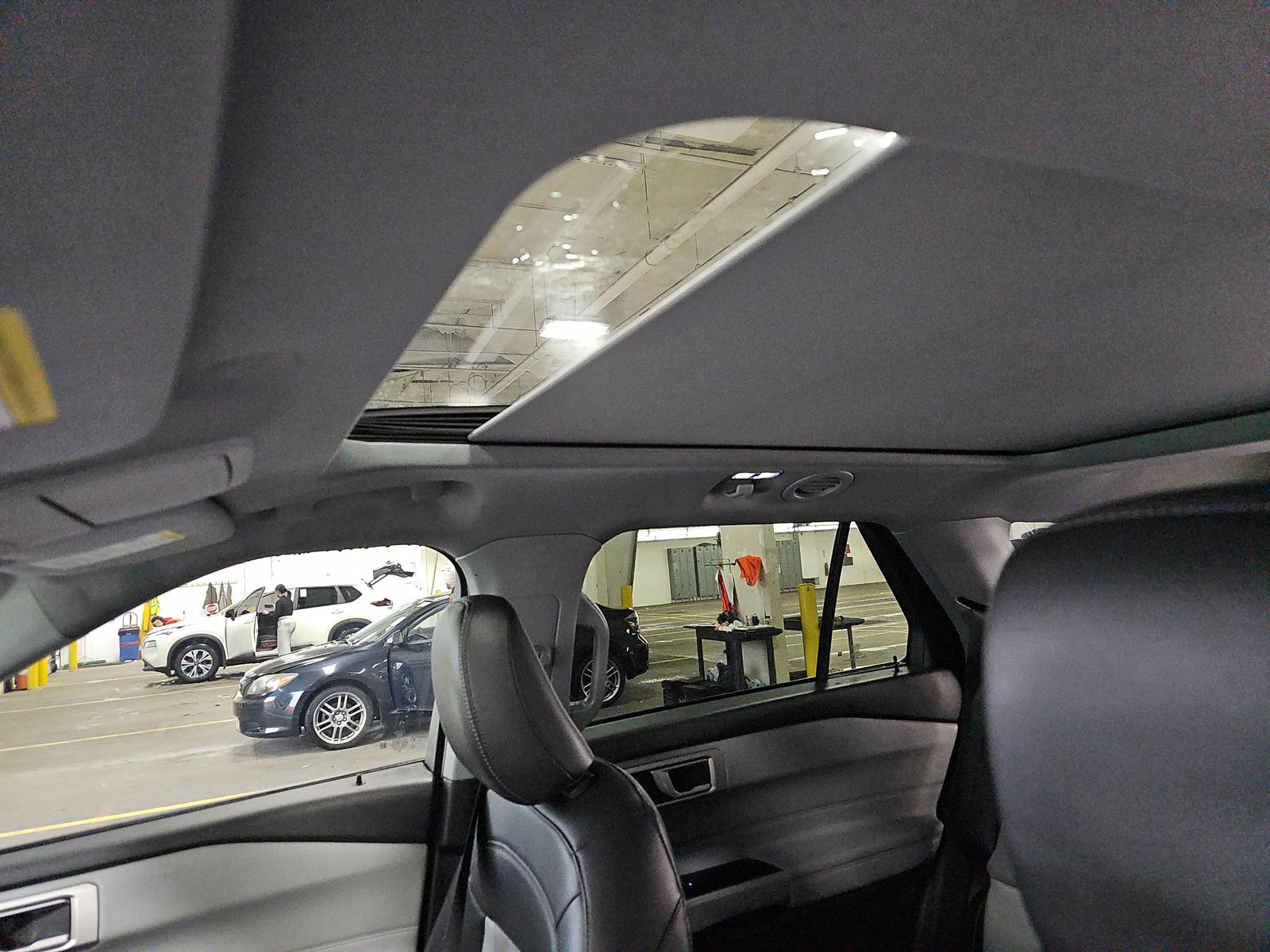 2023 Ford Explorer XLT AWD