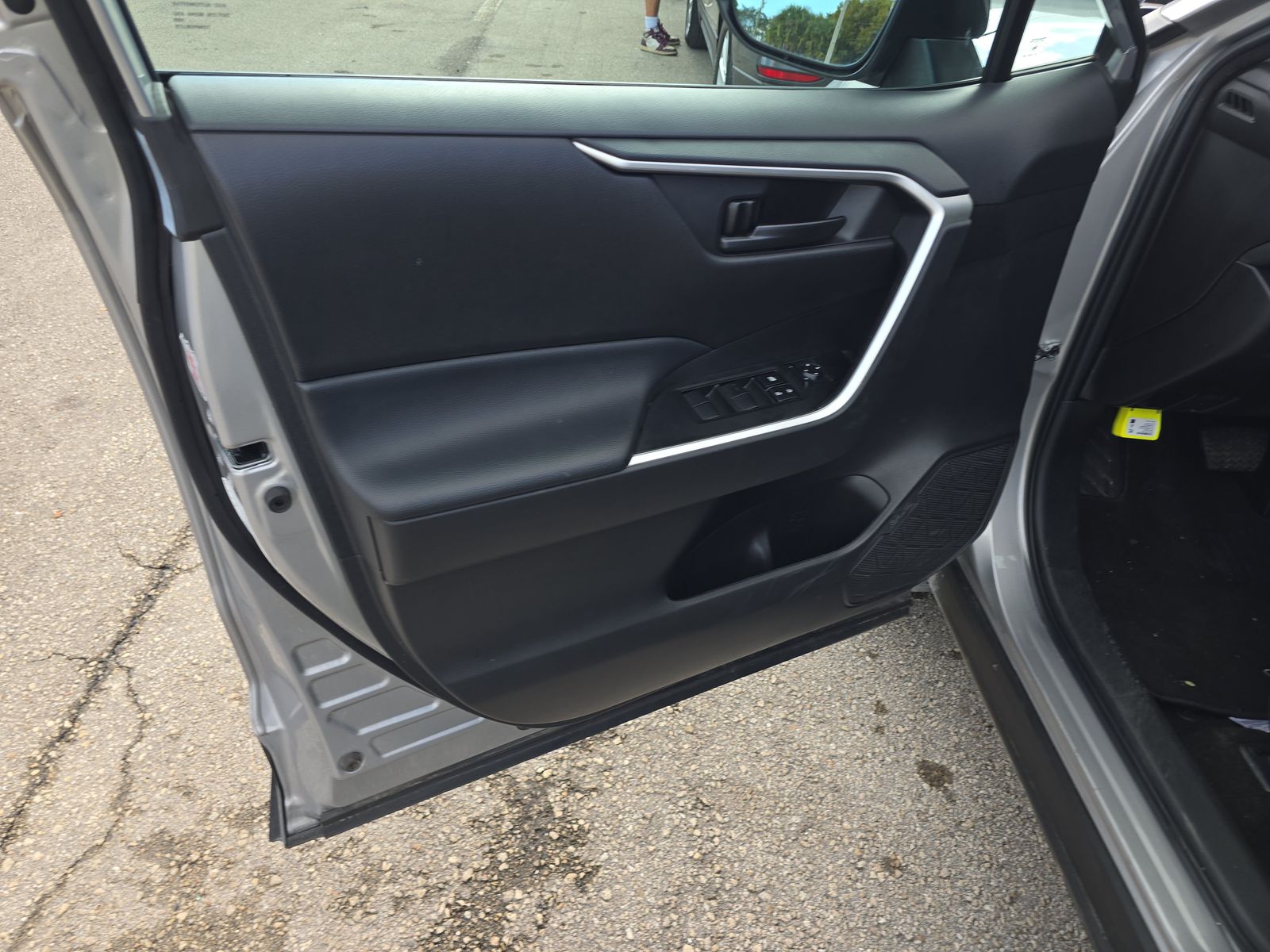 2024 Toyota RAV4 LE AWD