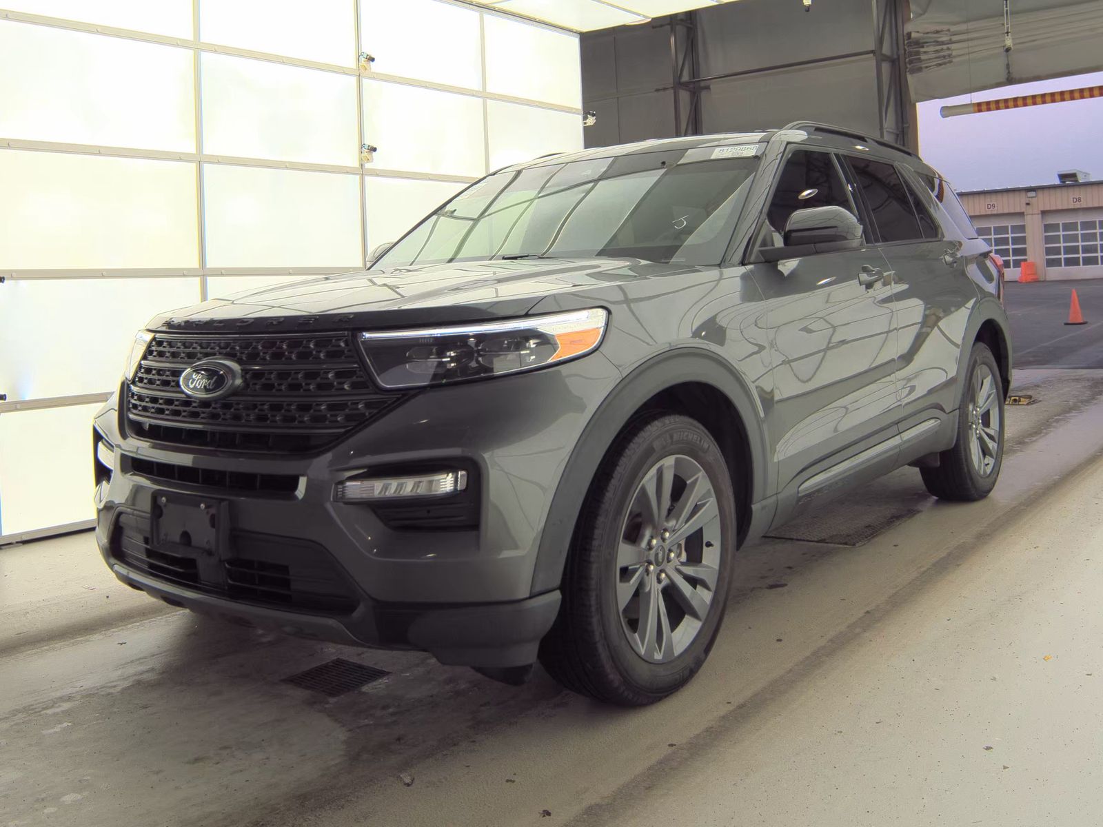 2023 Ford Explorer XLT AWD