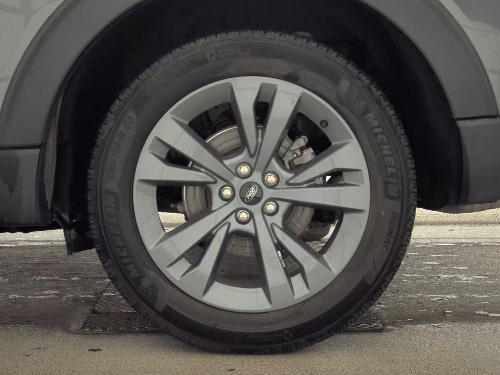 2023 Ford Explorer XLT AWD