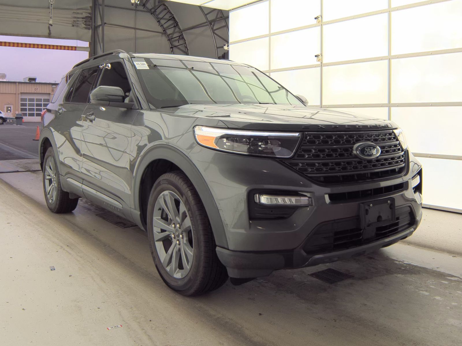 2023 Ford Explorer XLT AWD