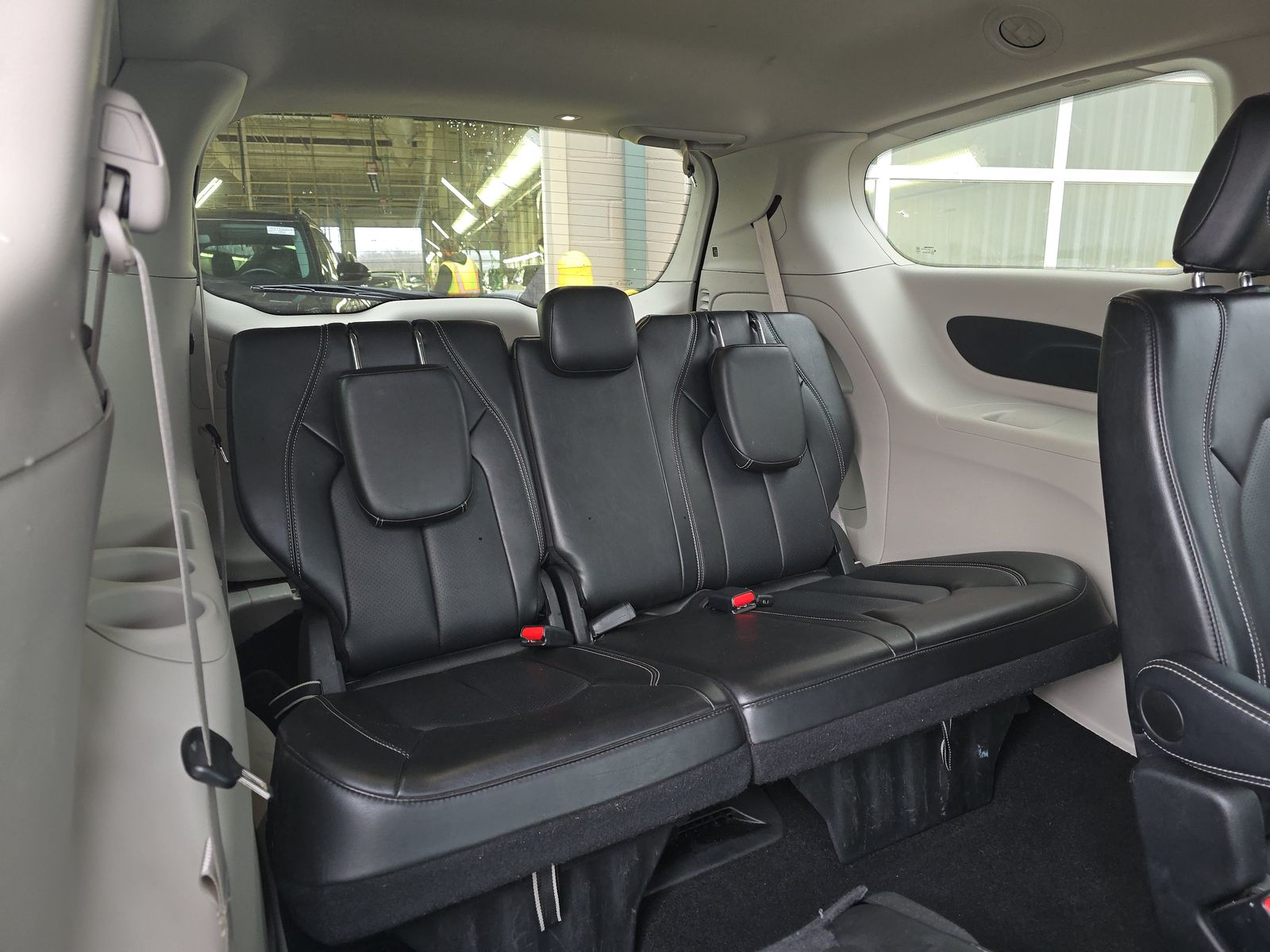 2024 Chrysler Pacifica Touring L FWD