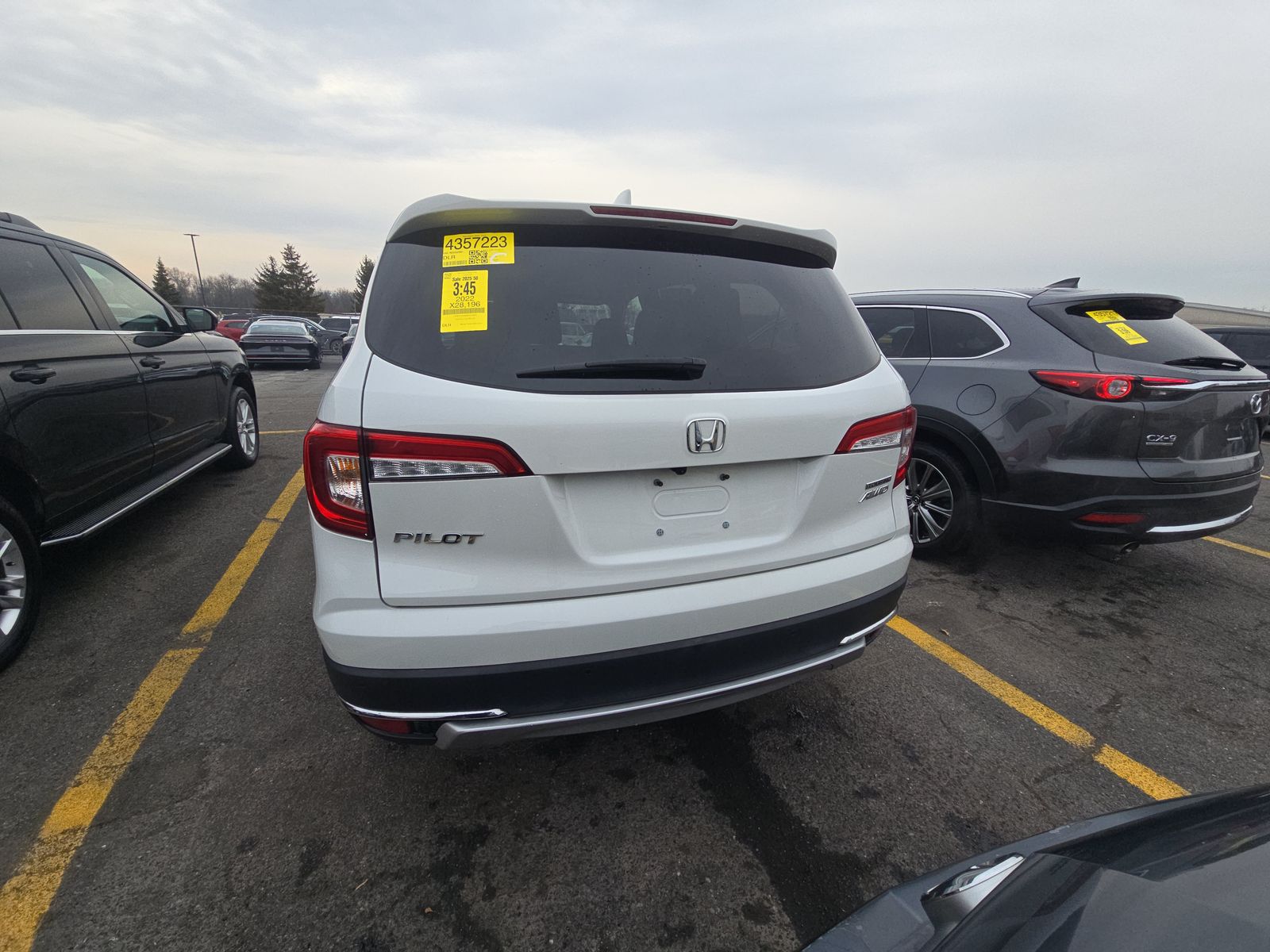 2022 Honda Pilot Touring AWD