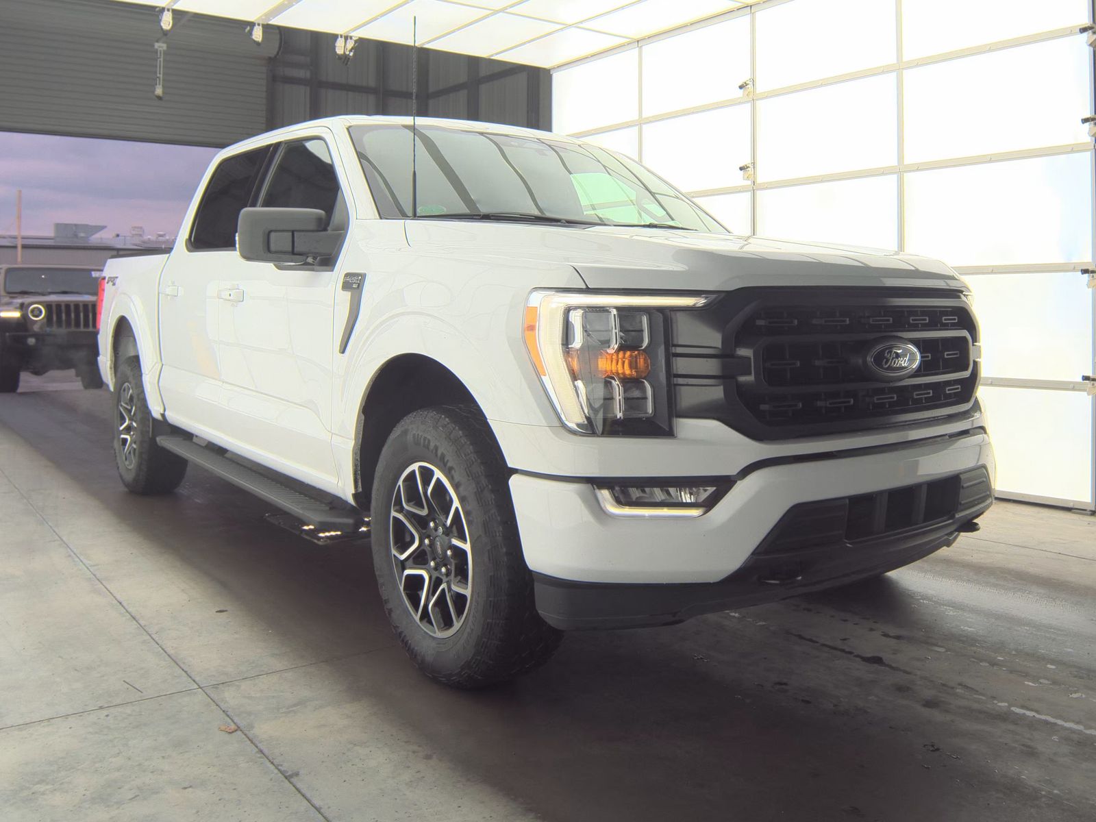2023 Ford F-150 XLT AWD