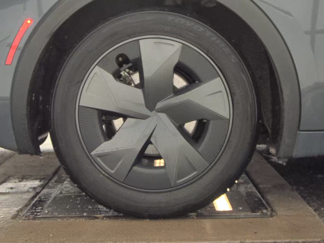 2024 Toyota Prius LE FWD