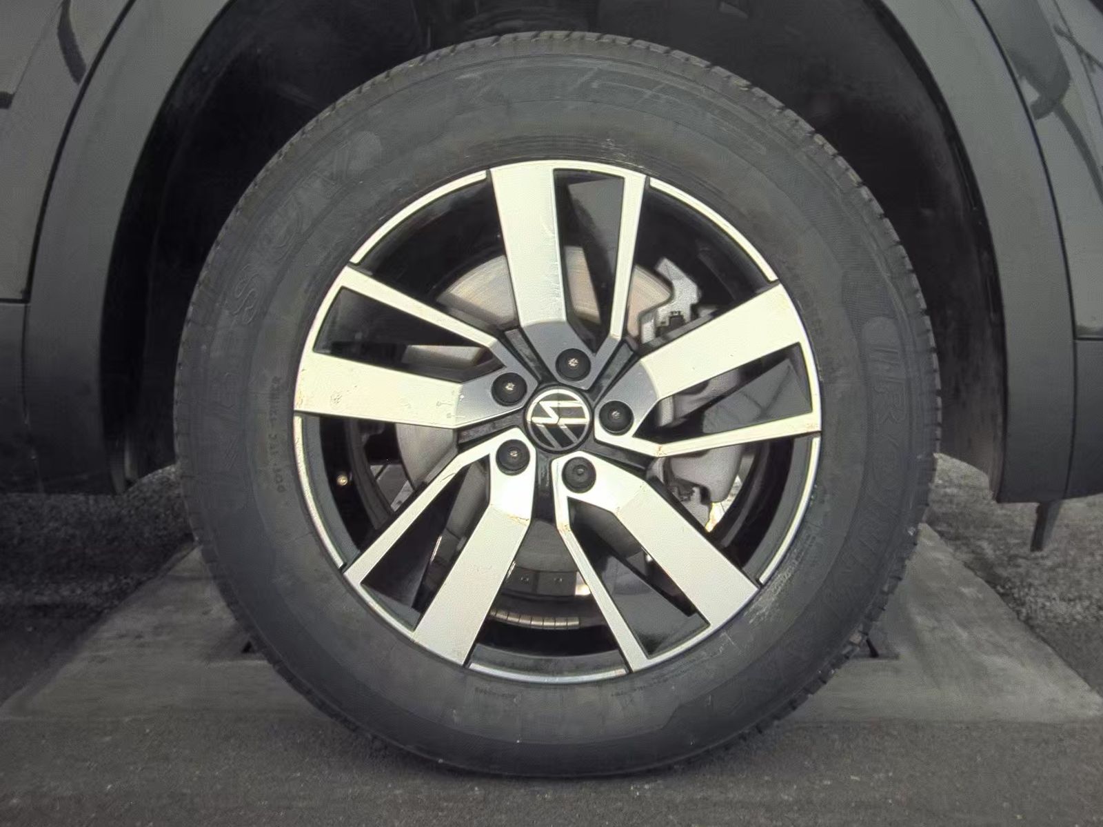 2022 Volkswagen Atlas 2.0T SE FWD