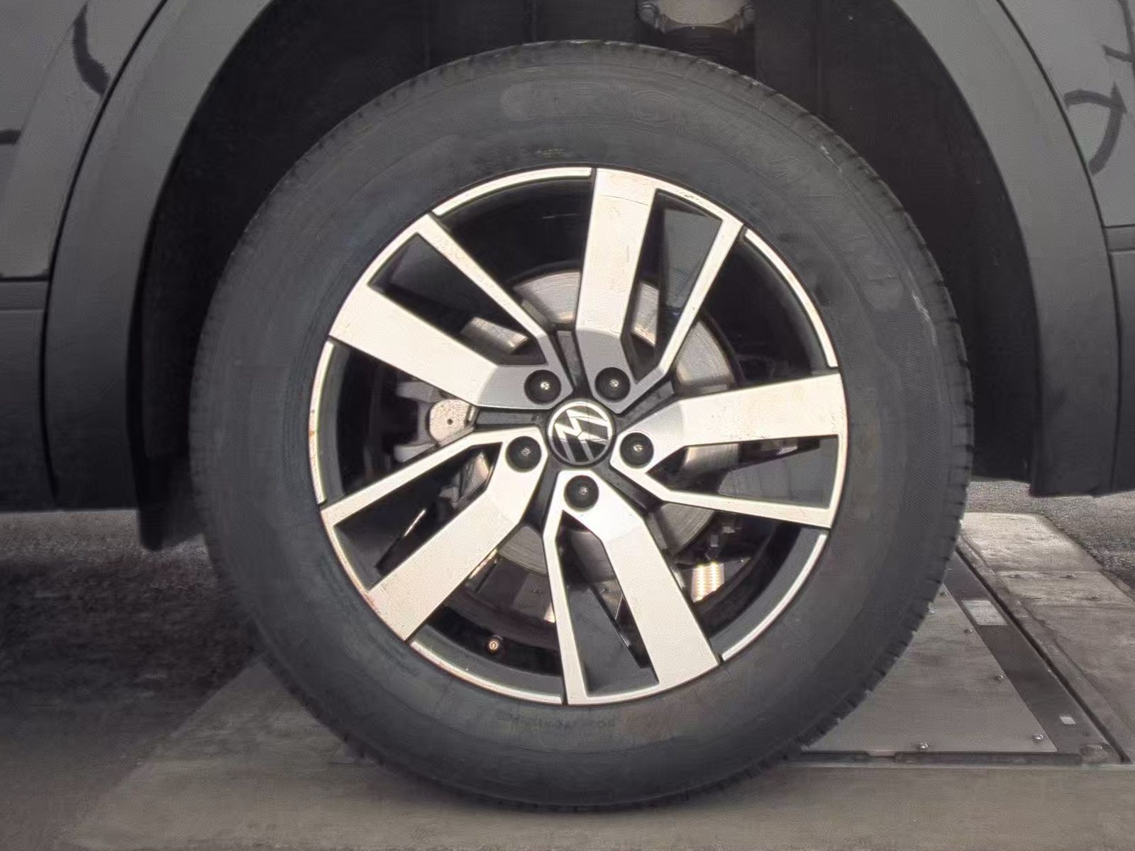 2022 Volkswagen Atlas 2.0T SE FWD