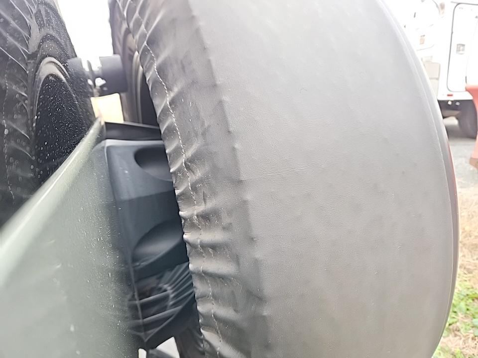 2022 Land Rover Defender 90 X-Dynamic S AWD