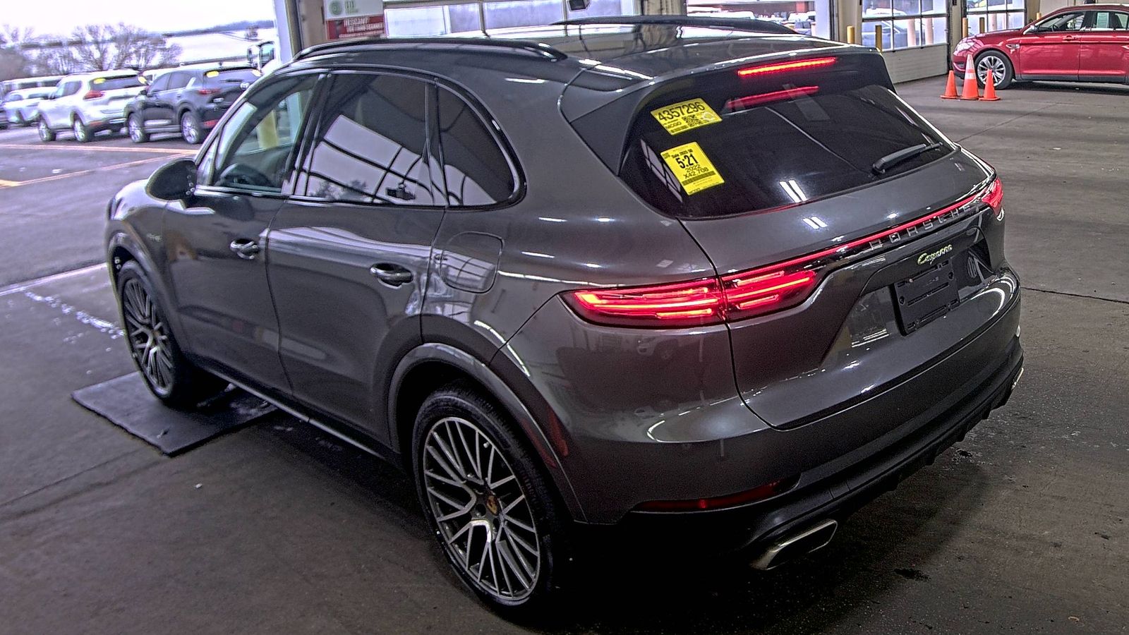 2022 Porsche Cayenne E-Hybrid AWD