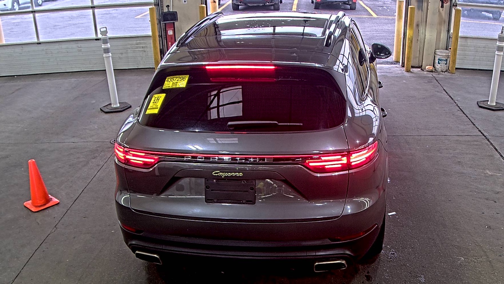2022 Porsche Cayenne E-Hybrid AWD