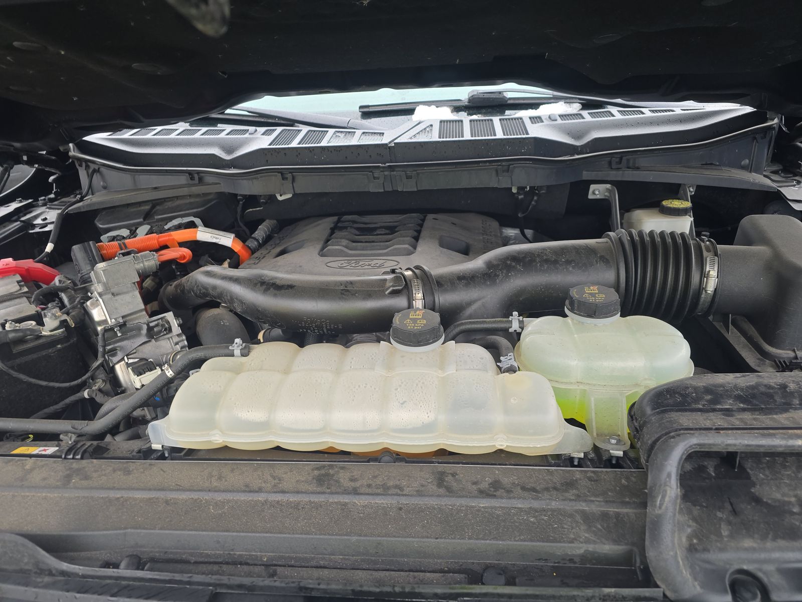 2022 Ford F-150 Hybrid Lariat AWD