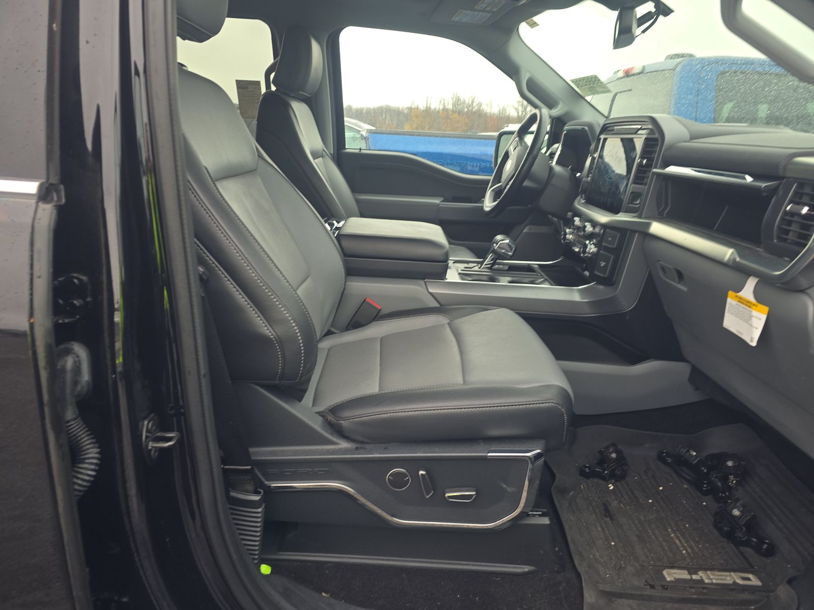 2022 Ford F-150 Hybrid Lariat AWD