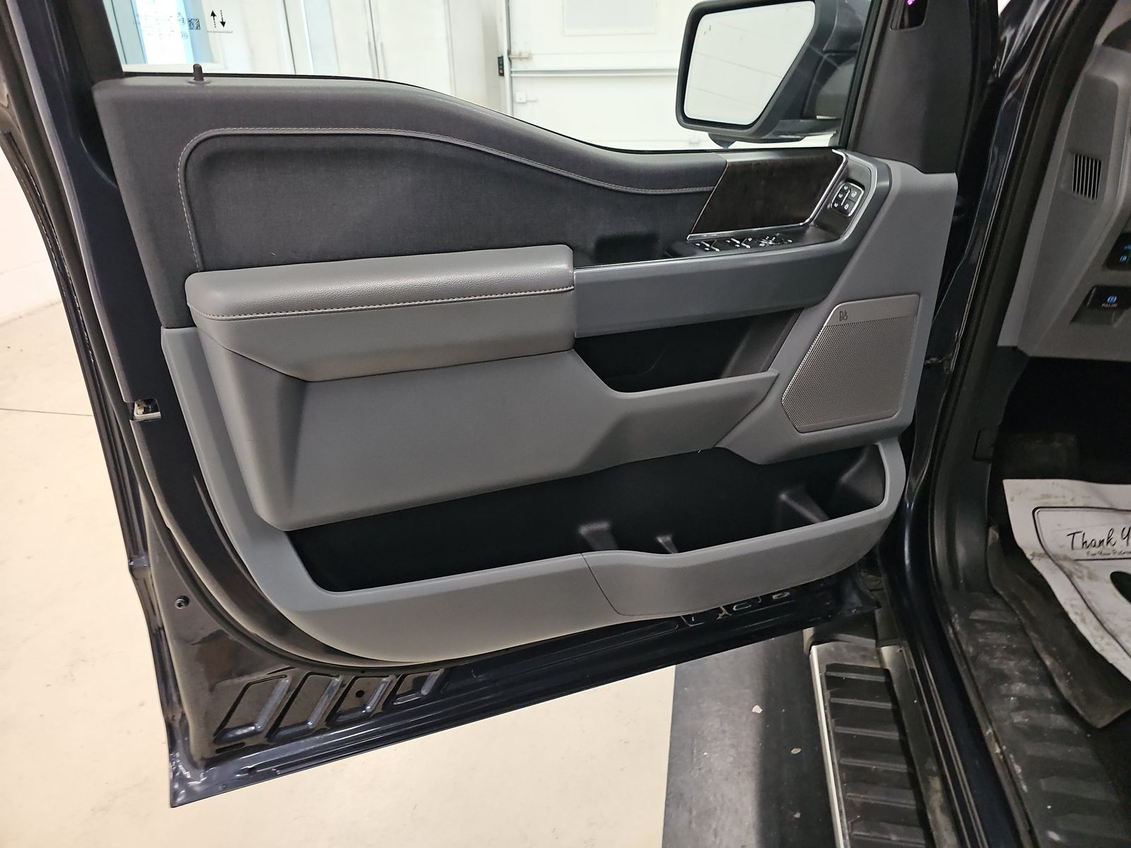 2022 Ford F-150 Hybrid Lariat AWD