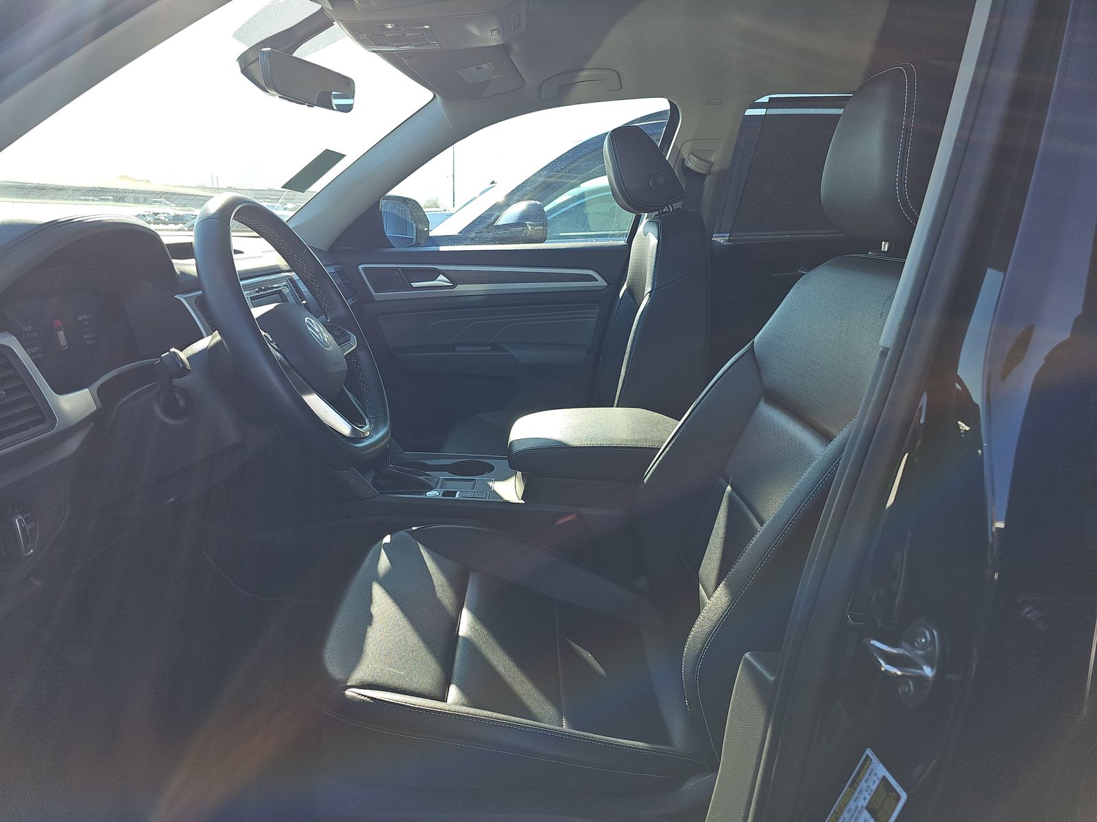 2022 Volkswagen Atlas 2.0T SE FWD