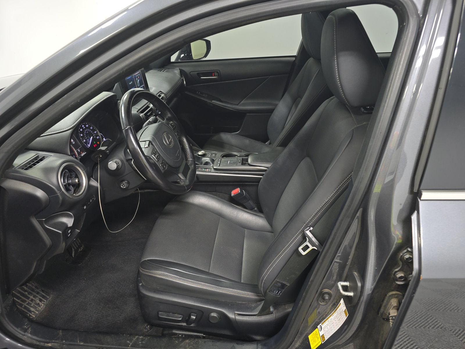 2022 Lexus IS IS 300 RWD