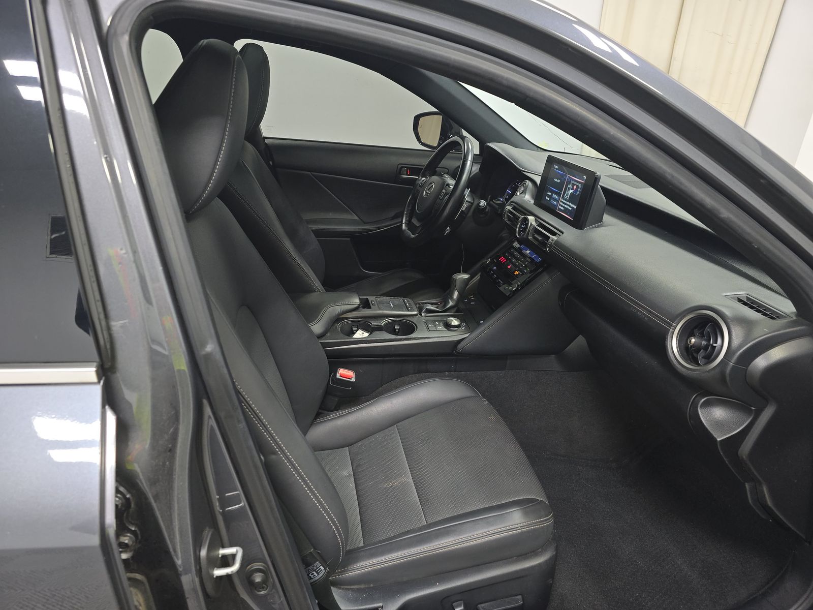 2022 Lexus IS IS 300 RWD