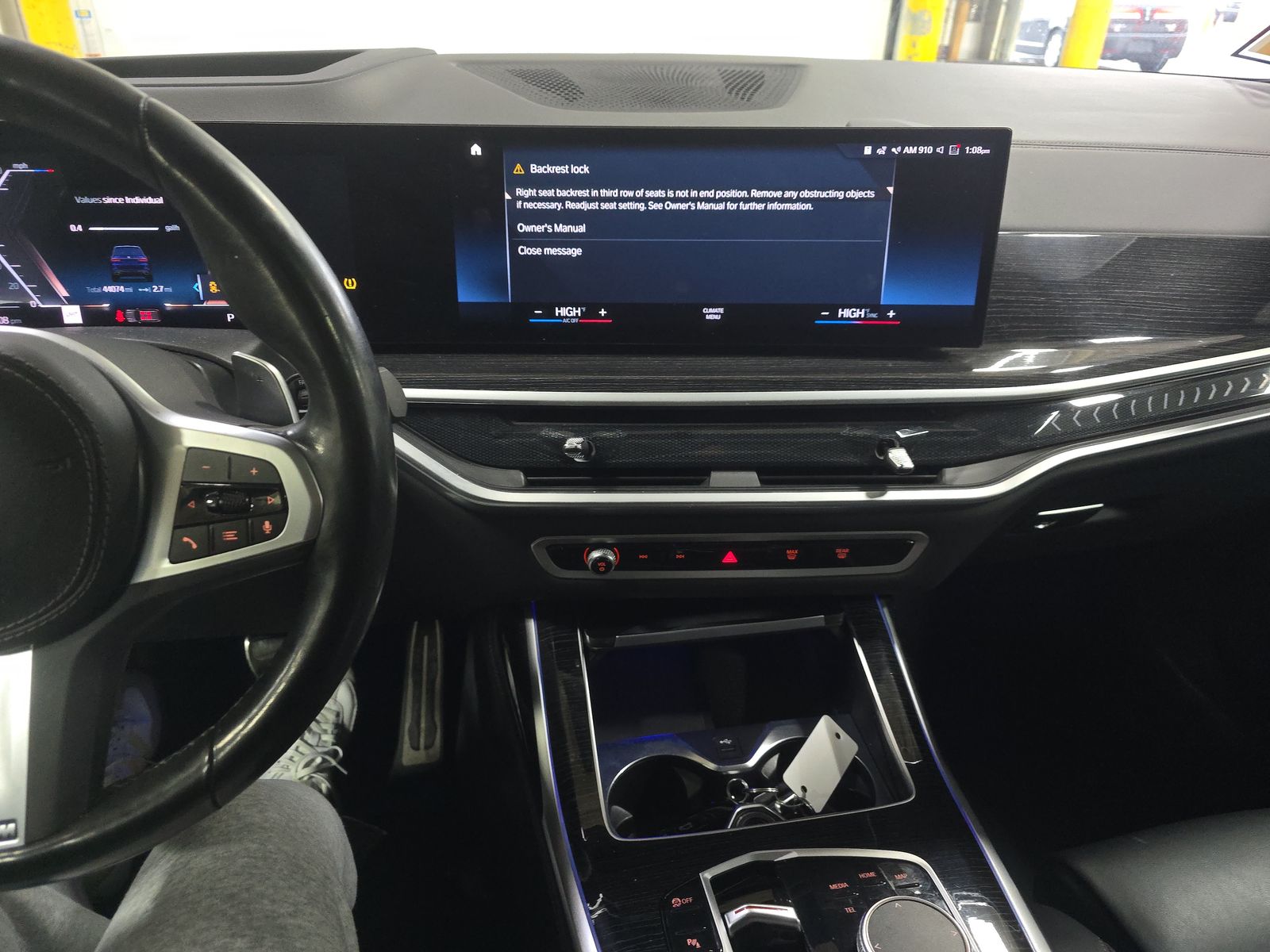 2023 BMW X7 xDrive40i AWD