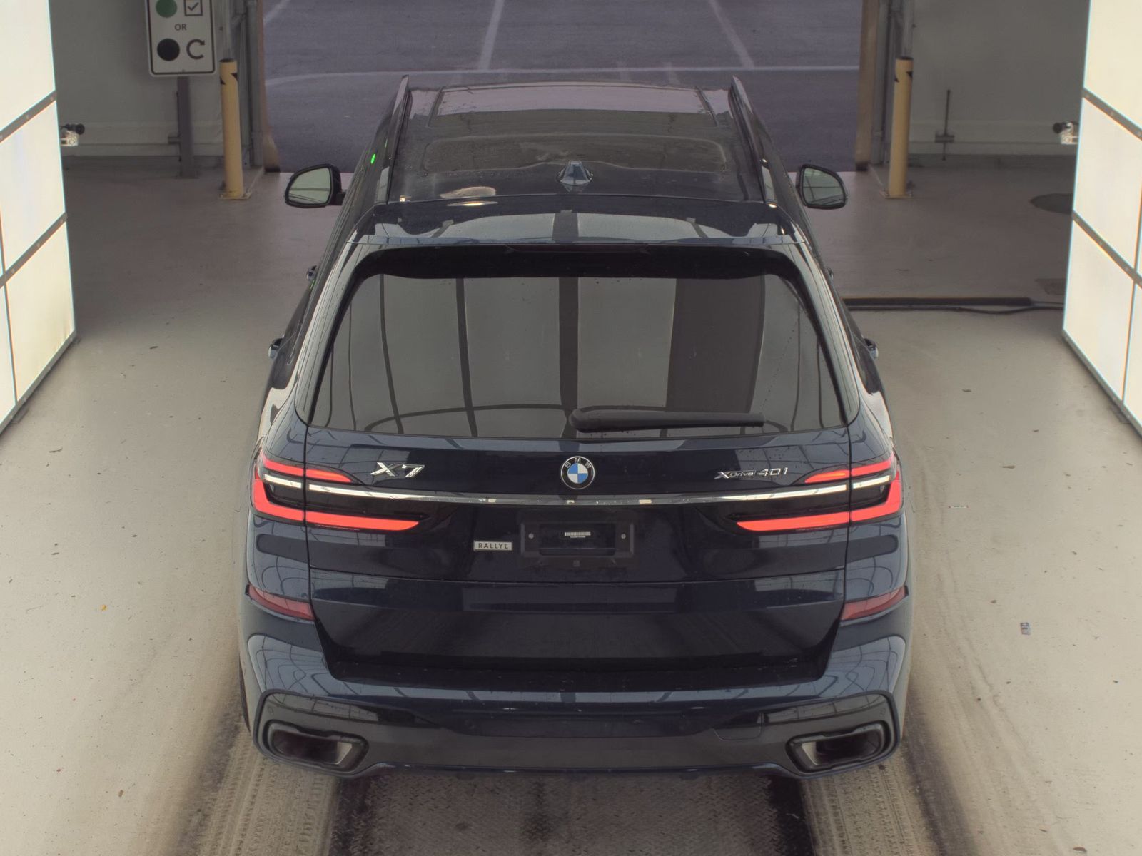 2023 BMW X7 xDrive40i AWD