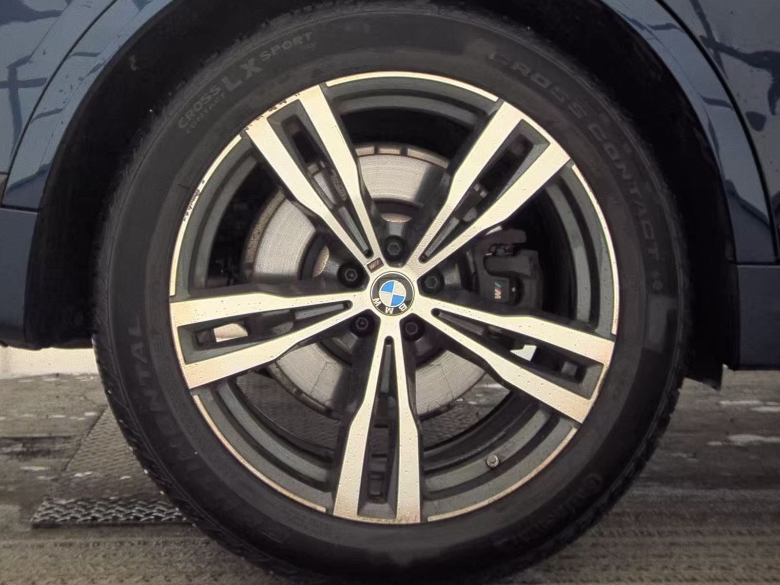 2023 BMW X7 xDrive40i AWD