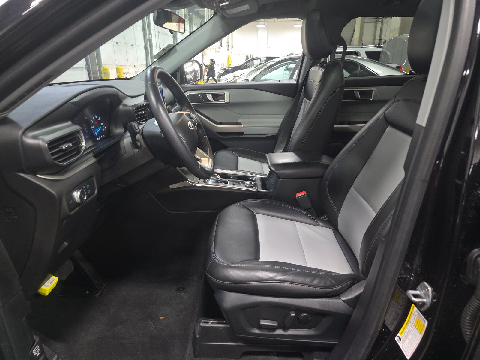 2022 Ford Explorer XLT AWD