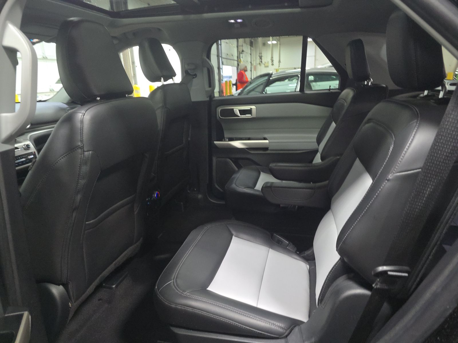 2022 Ford Explorer XLT AWD