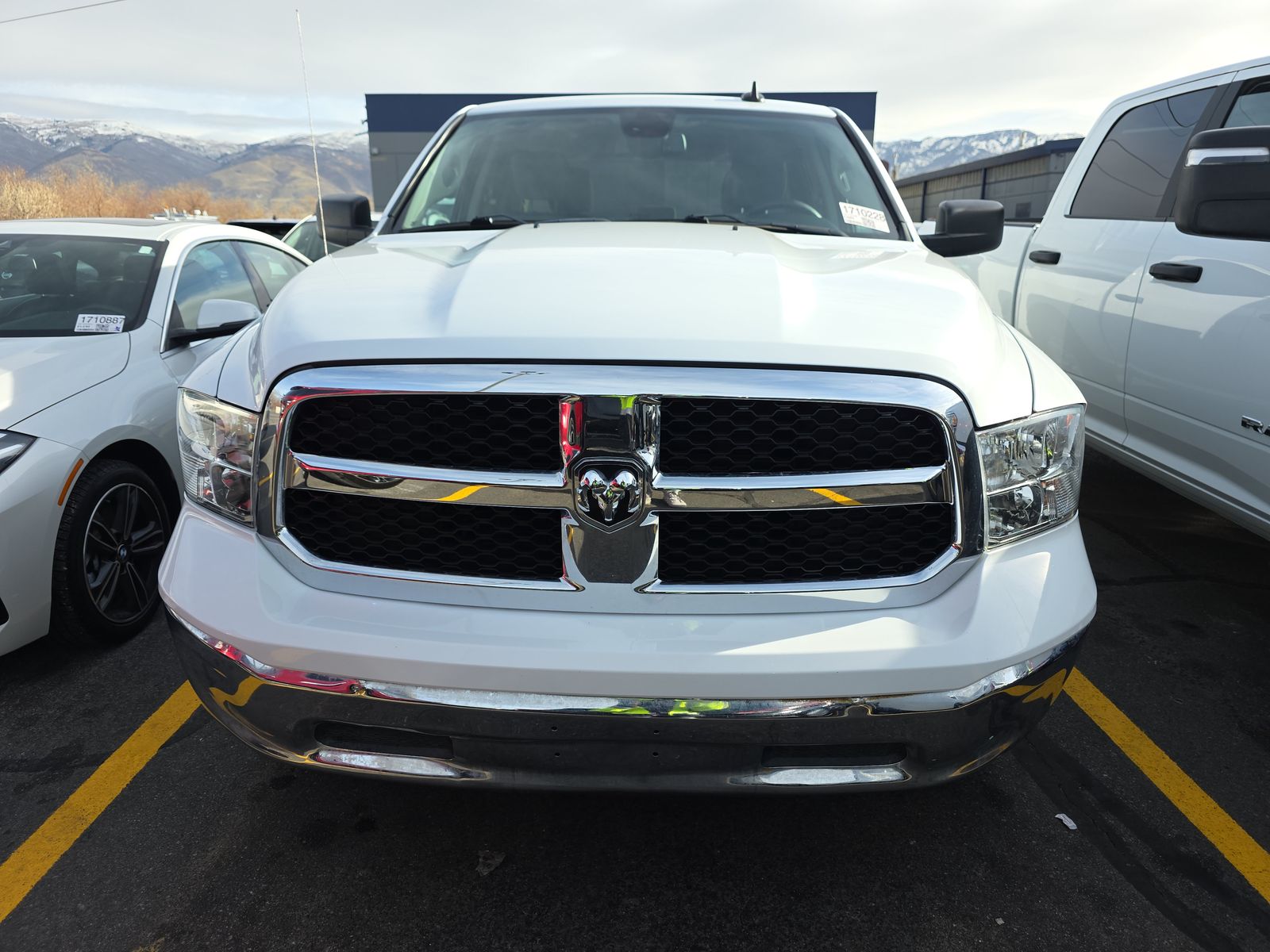 2023 DODGE RAM 1500 SLT GAS WHITE SHORT BED SINGLE - Image 2