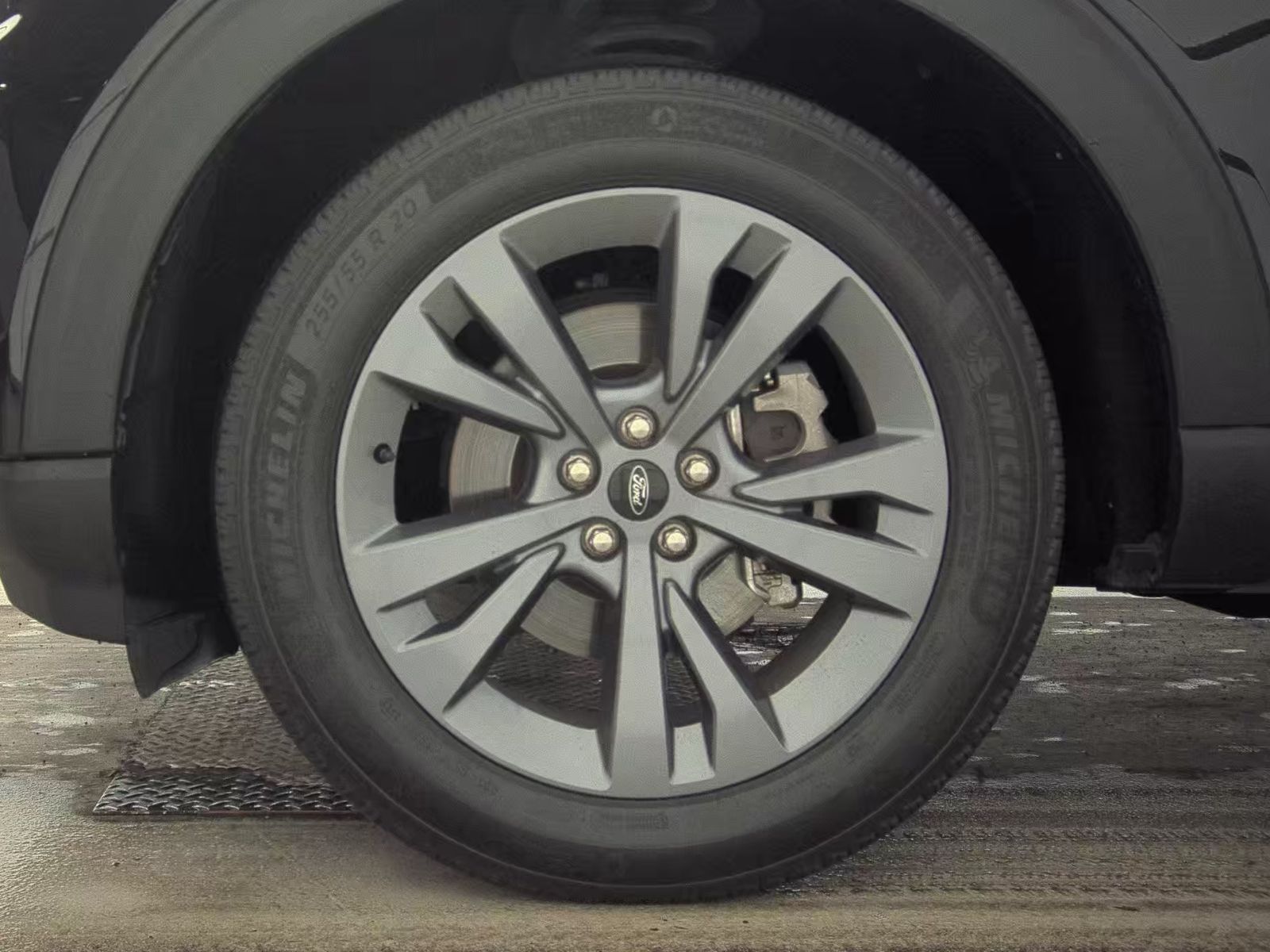 2022 Ford Explorer XLT AWD