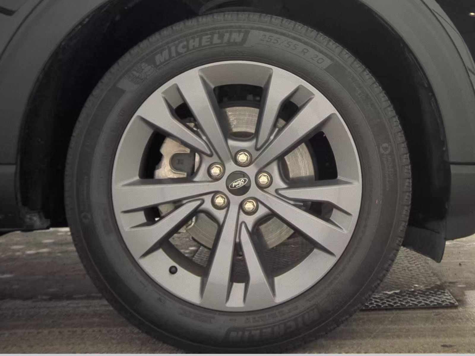 2022 Ford Explorer XLT AWD