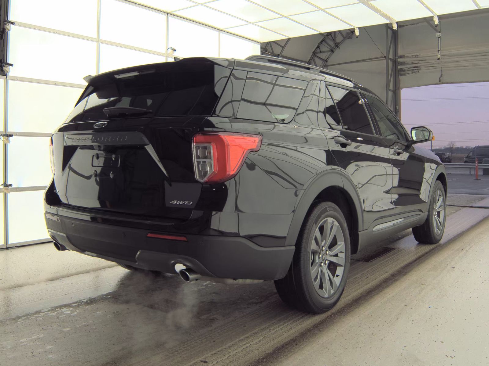 2022 Ford Explorer XLT AWD