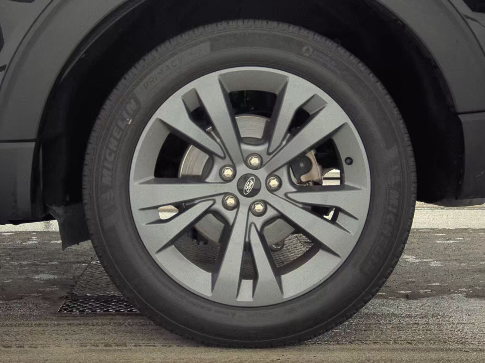 2022 Ford Explorer XLT AWD