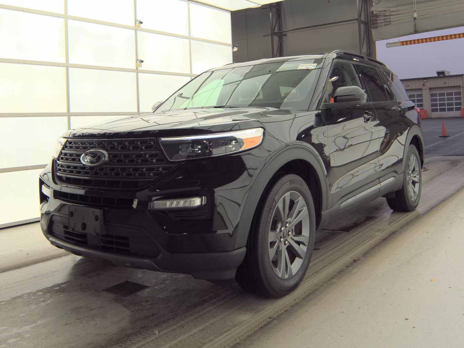 2022 Ford Explorer XLT AWD