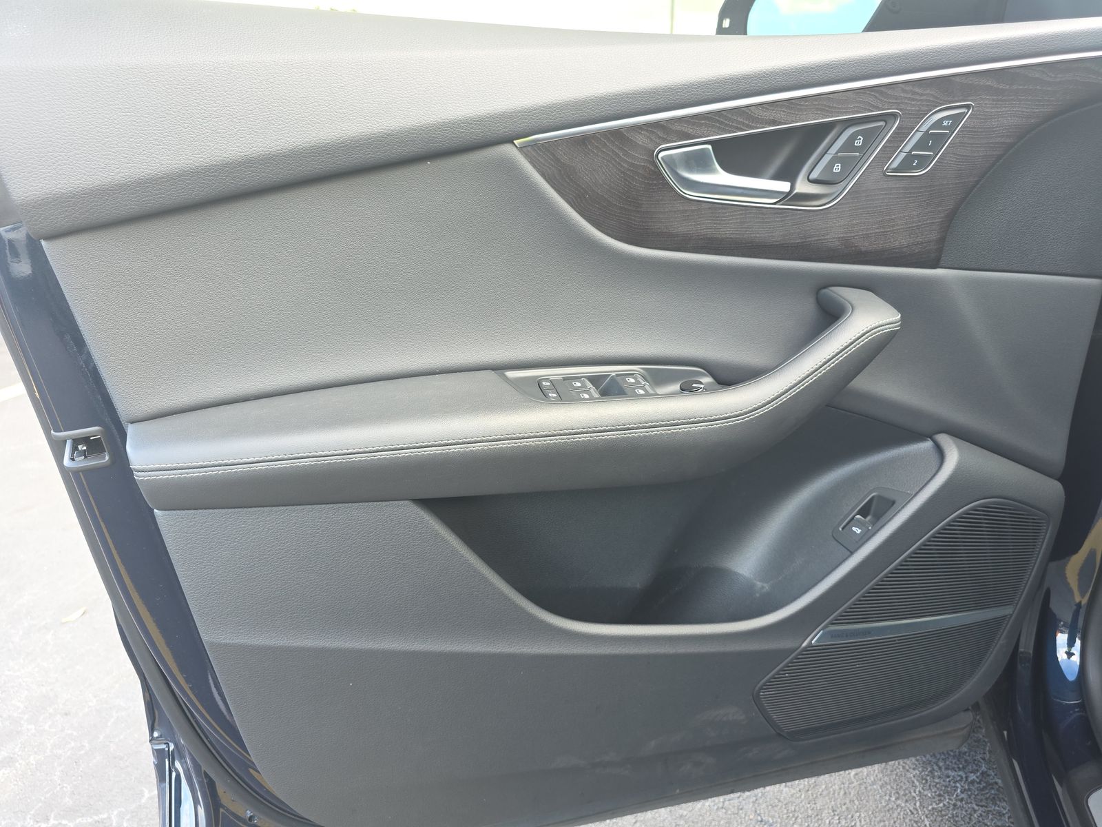 2023 Audi Q8 Prestige AWD