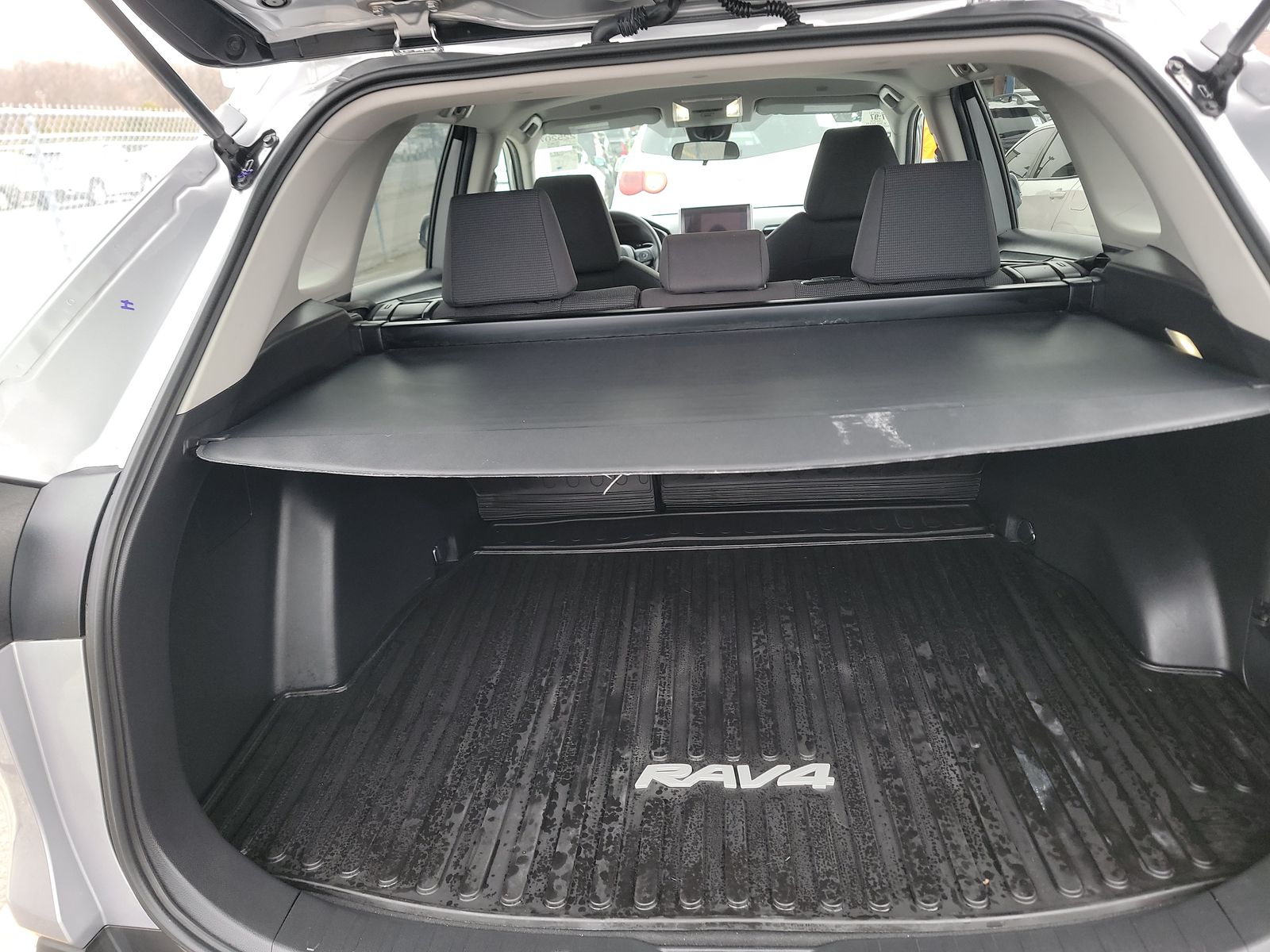 2023 Toyota RAV4 LE AWD