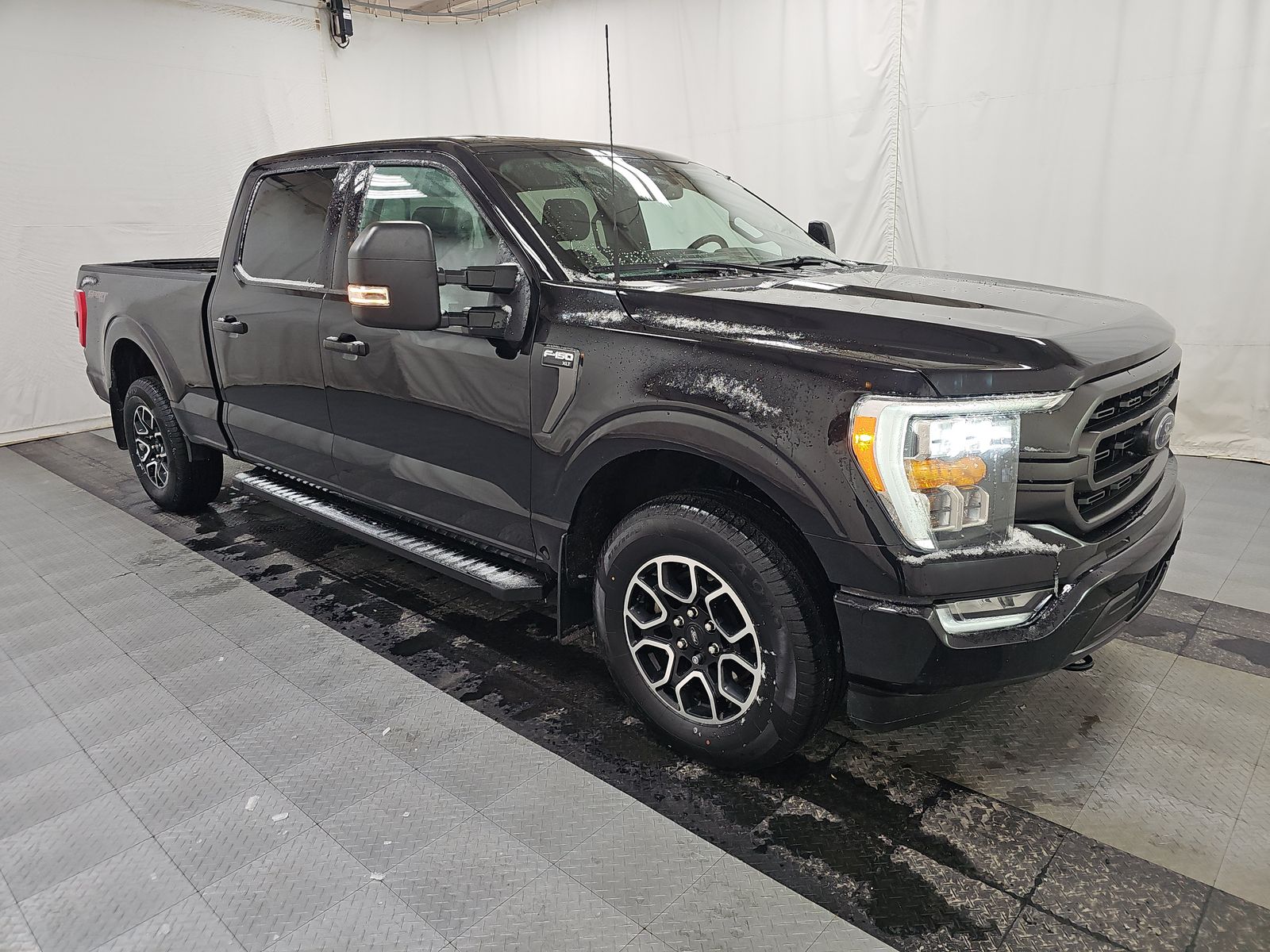 2023 Ford F-150 XLT AWD