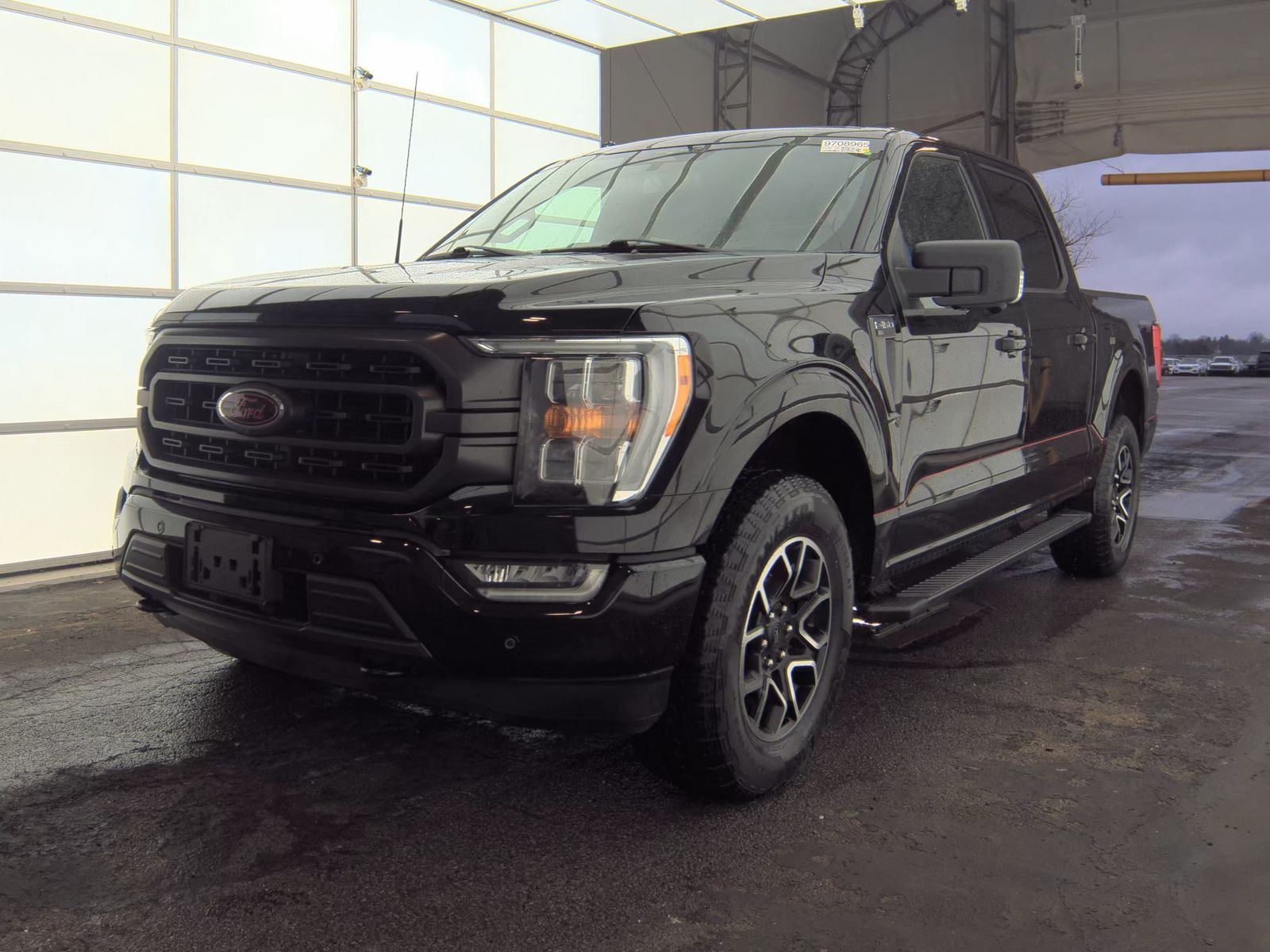 2023 Ford F-150 XLT AWD