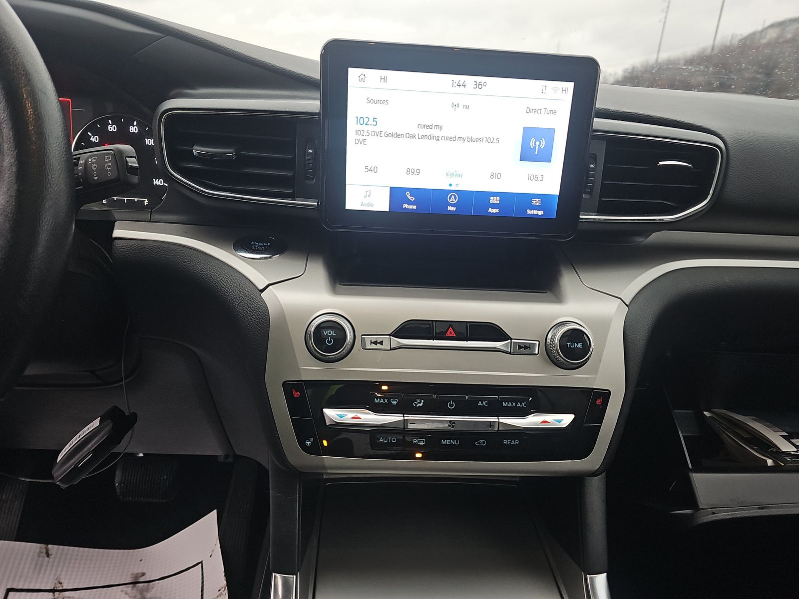 2022 Ford Explorer XLT AWD