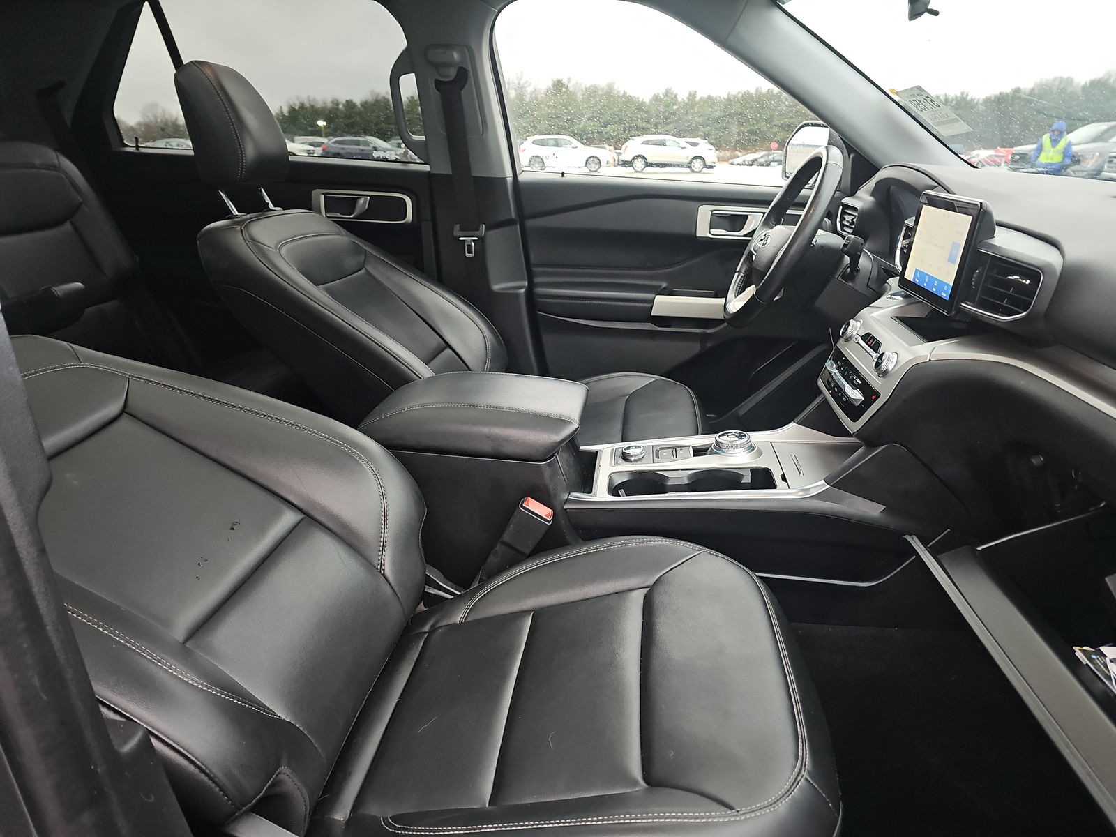 2022 Ford Explorer XLT AWD