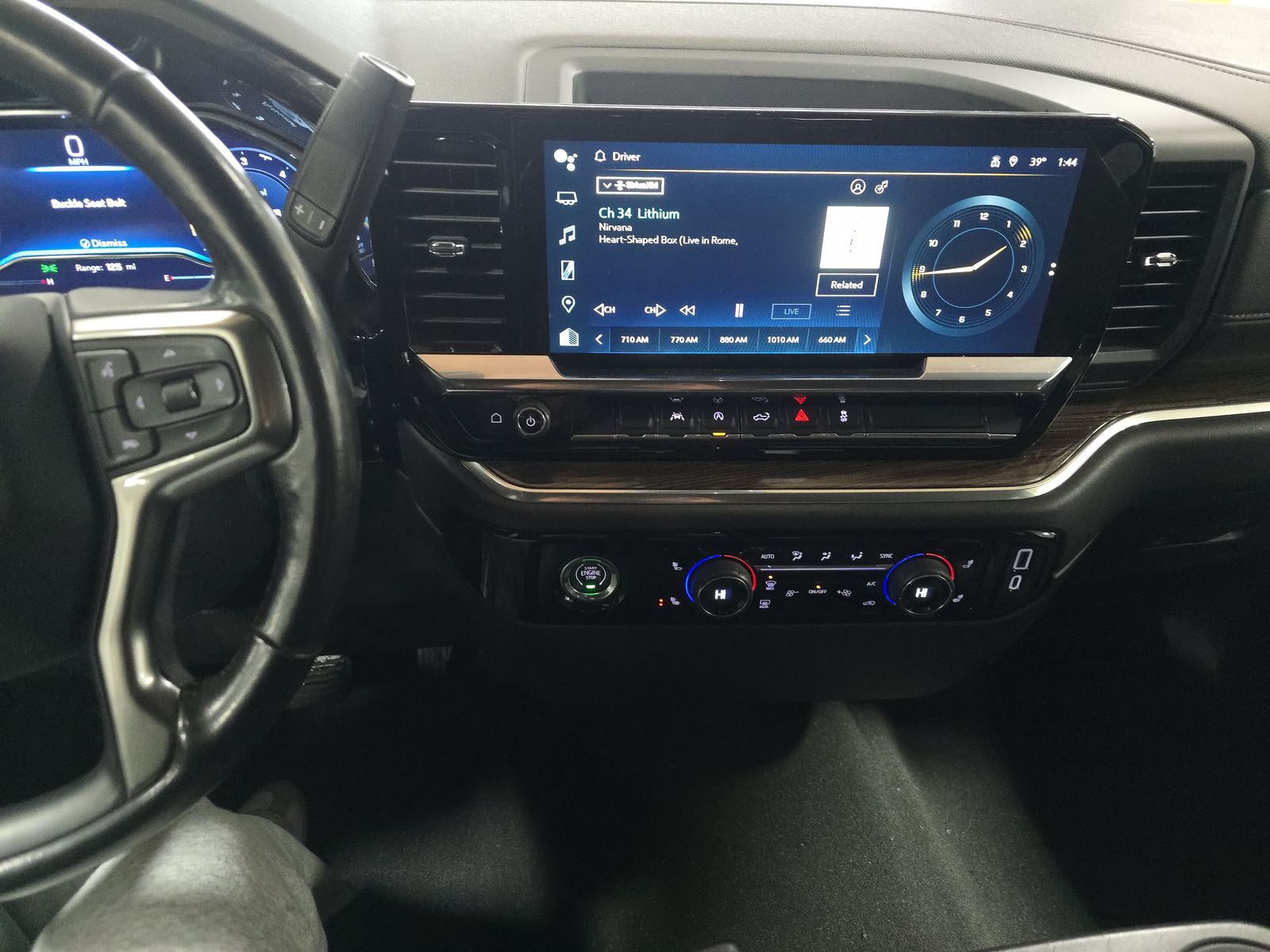 2022 Chevrolet Silverado 1500 LT AWD