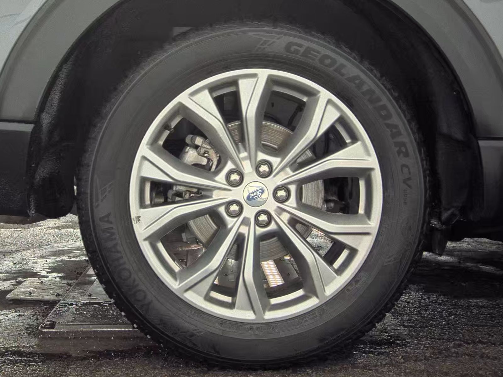 2022 Ford Explorer XLT AWD