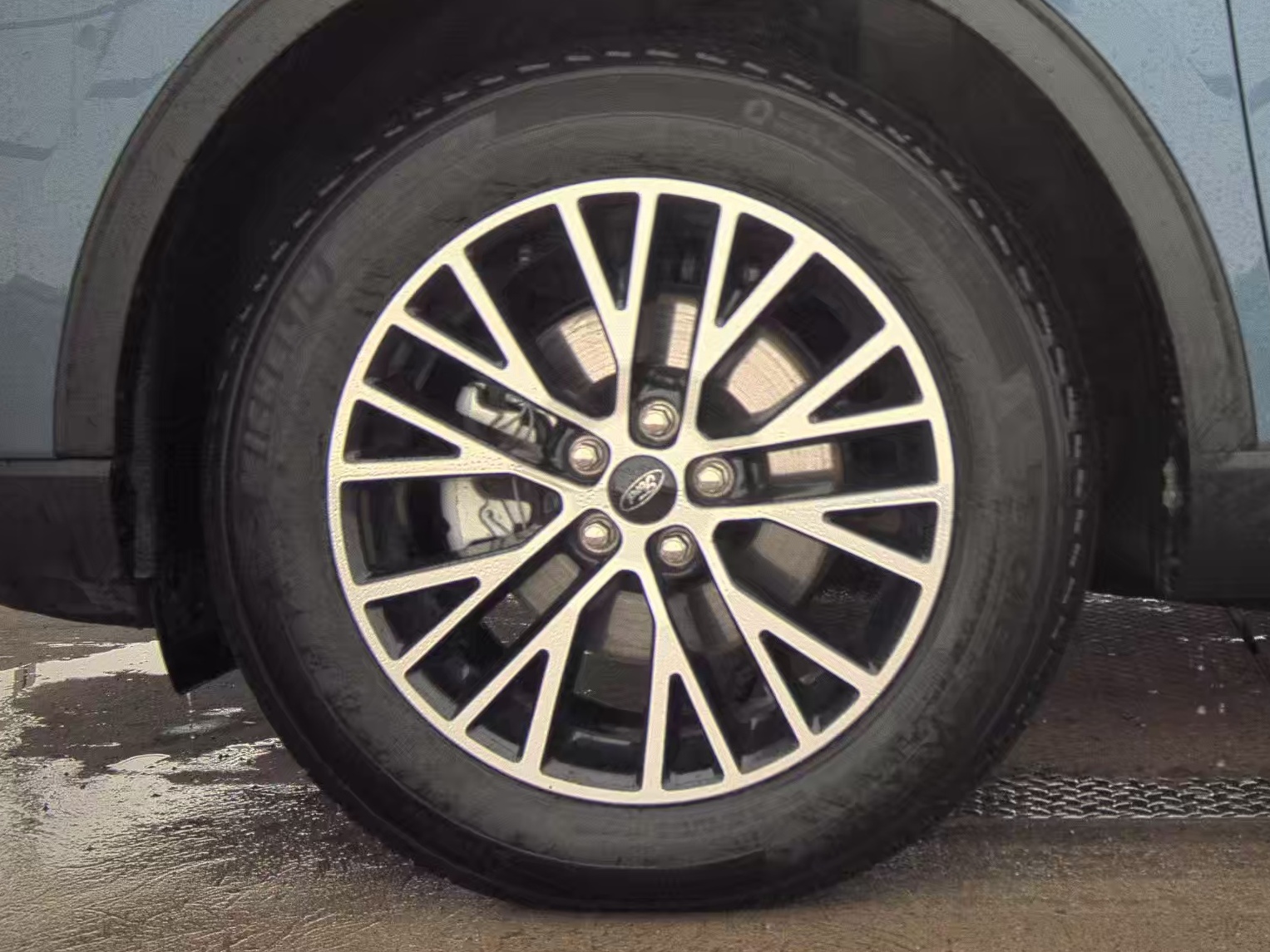 2025 Ford Escape Plug-In Hybrid FWD