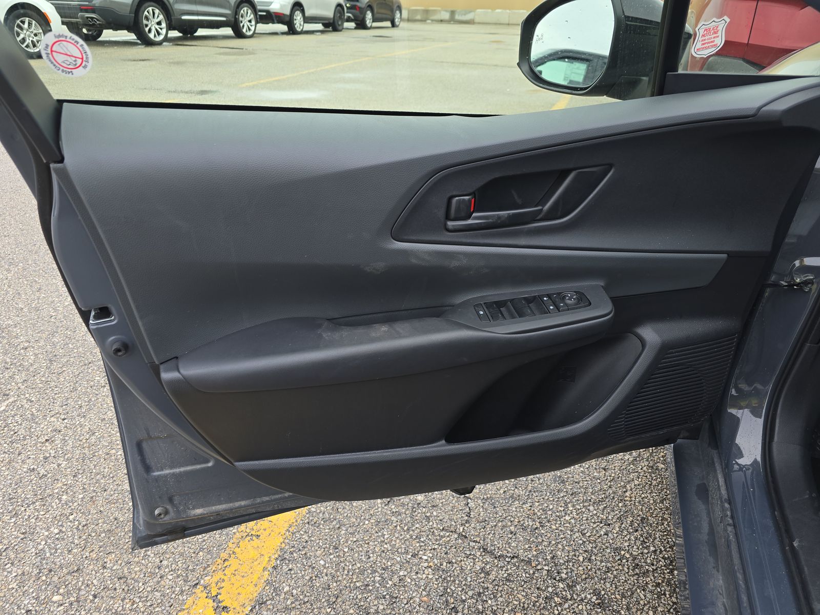 2025 Toyota Prius LE FWD