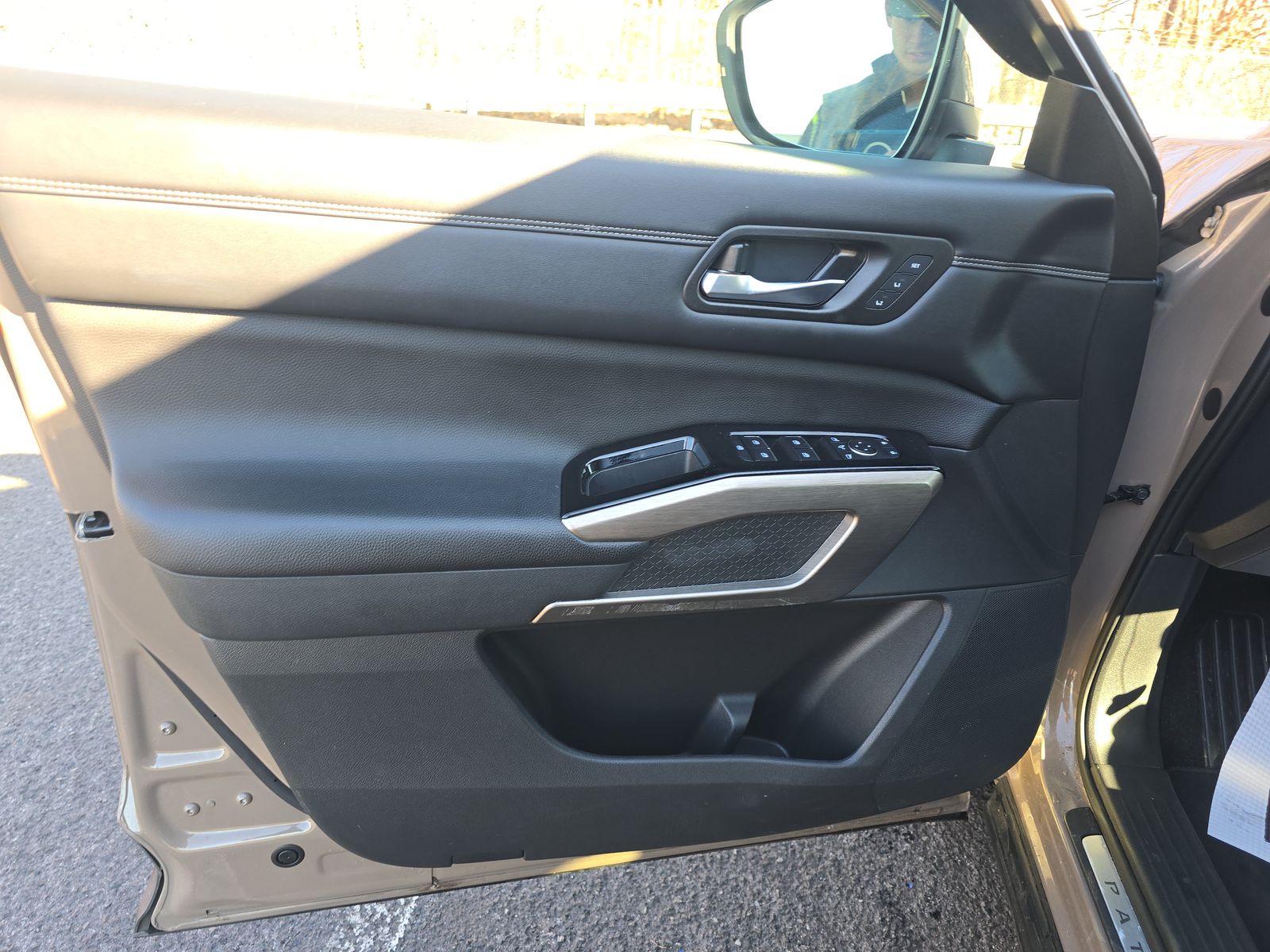 2023 Nissan Pathfinder Platinum AWD