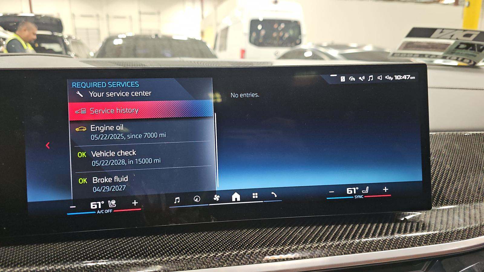 2025 BMW X7 M60i AWD