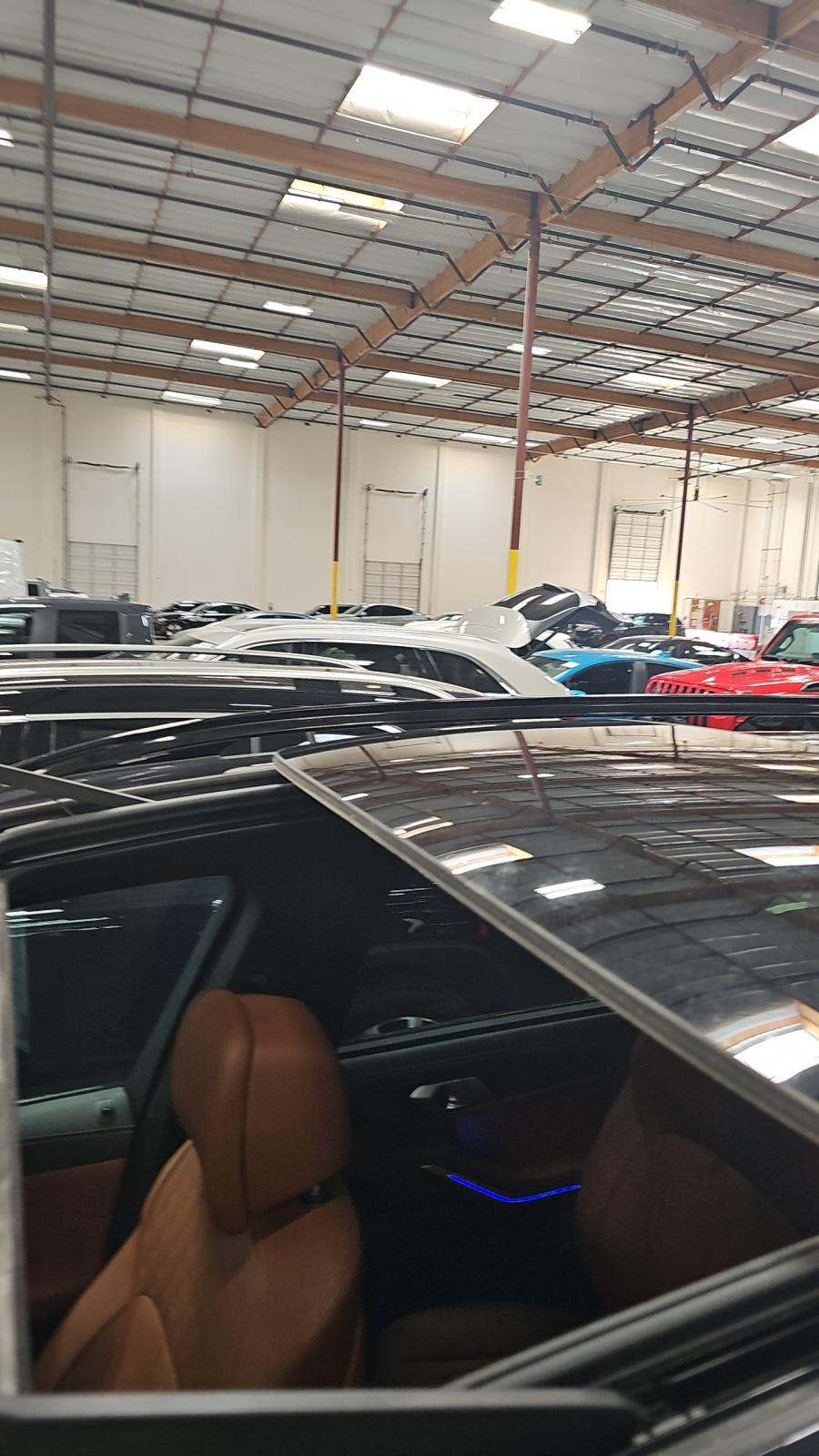 2025 BMW X7 M60i AWD