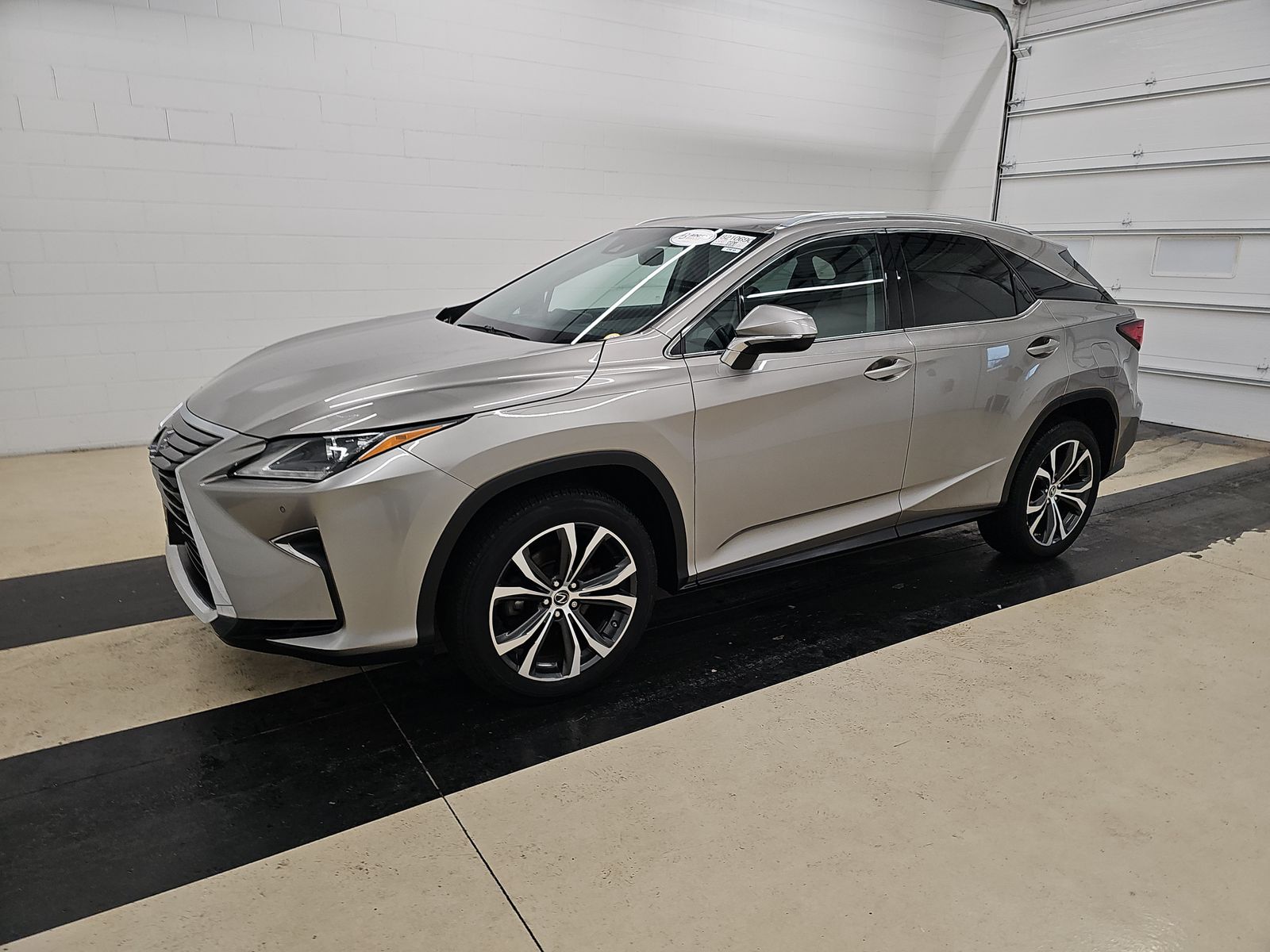 2019 Lexus RX 350's photo