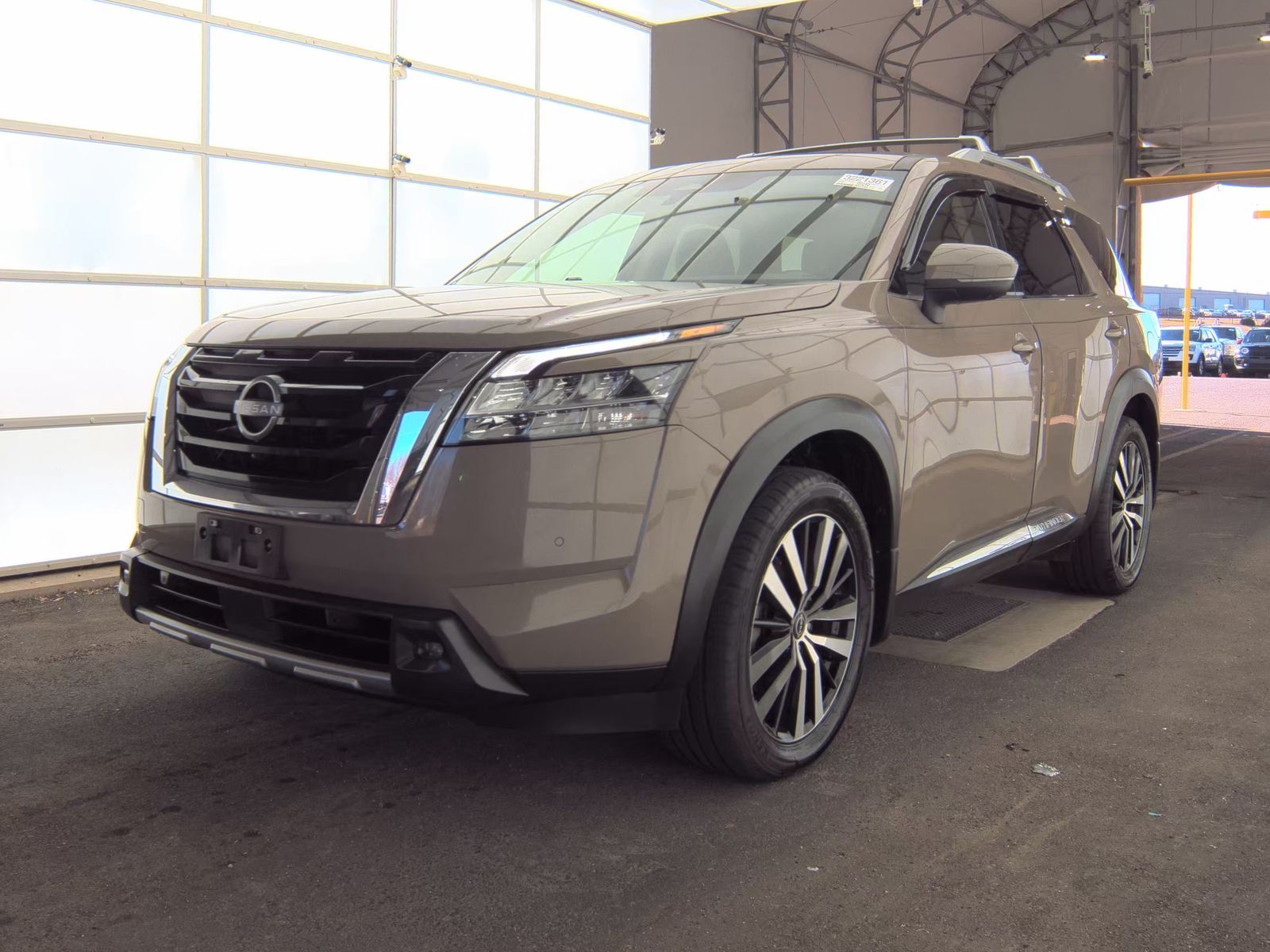 2023 Nissan Pathfinder Platinum AWD